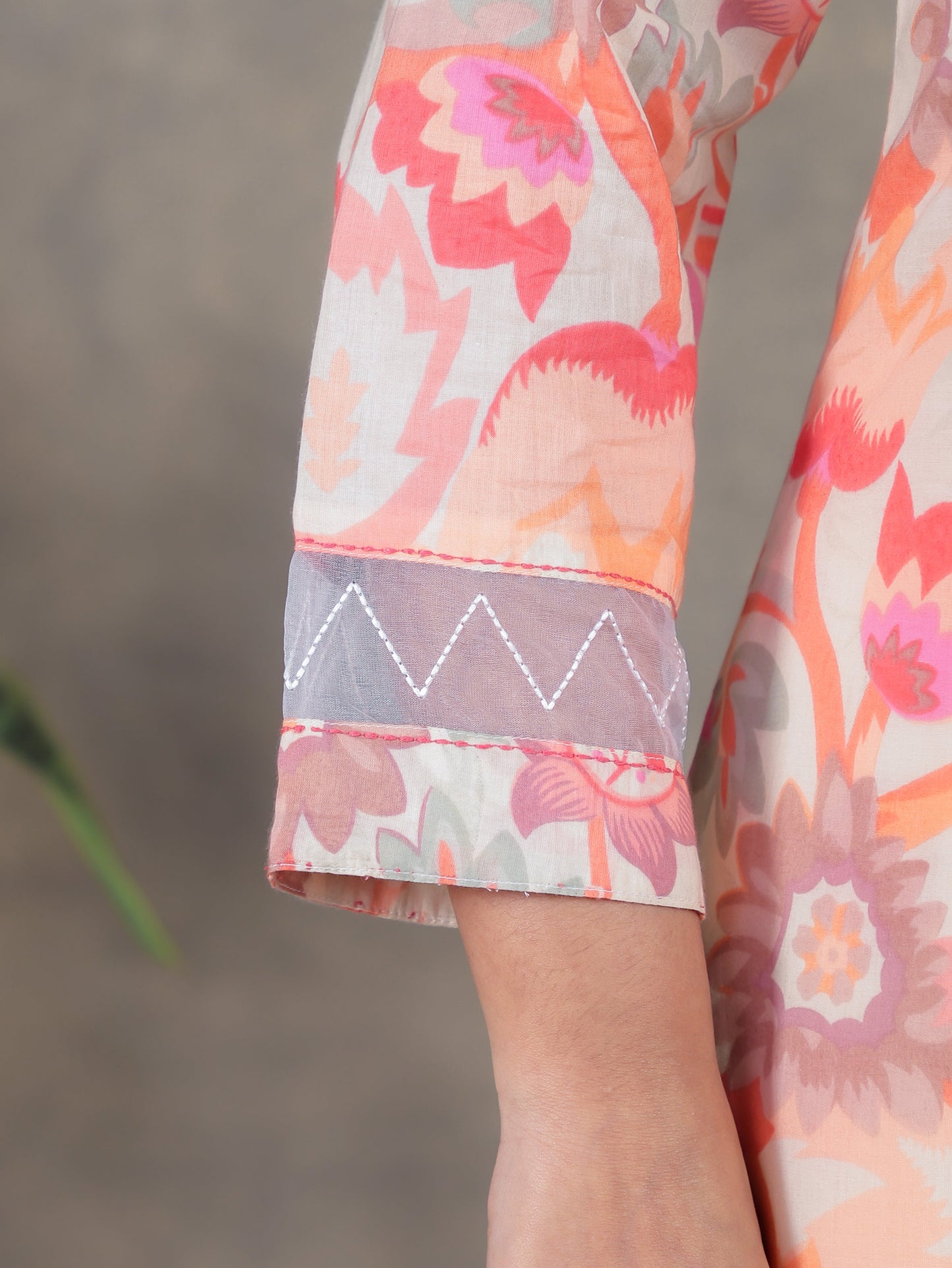 Embroidered Soft Cotton Floral Straight Cream Kurta