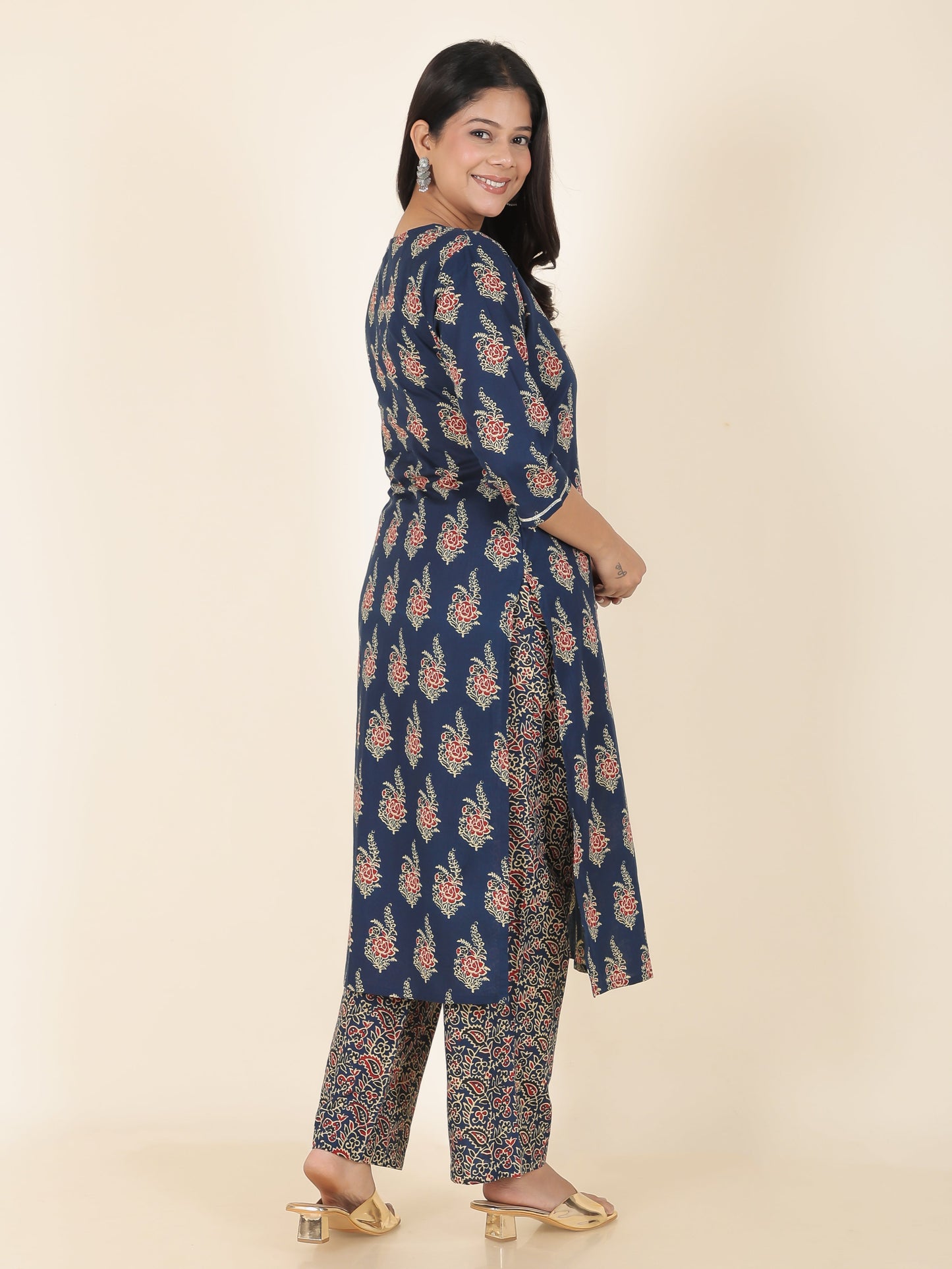 Soft Cotton Floral Straight Blue Kurta