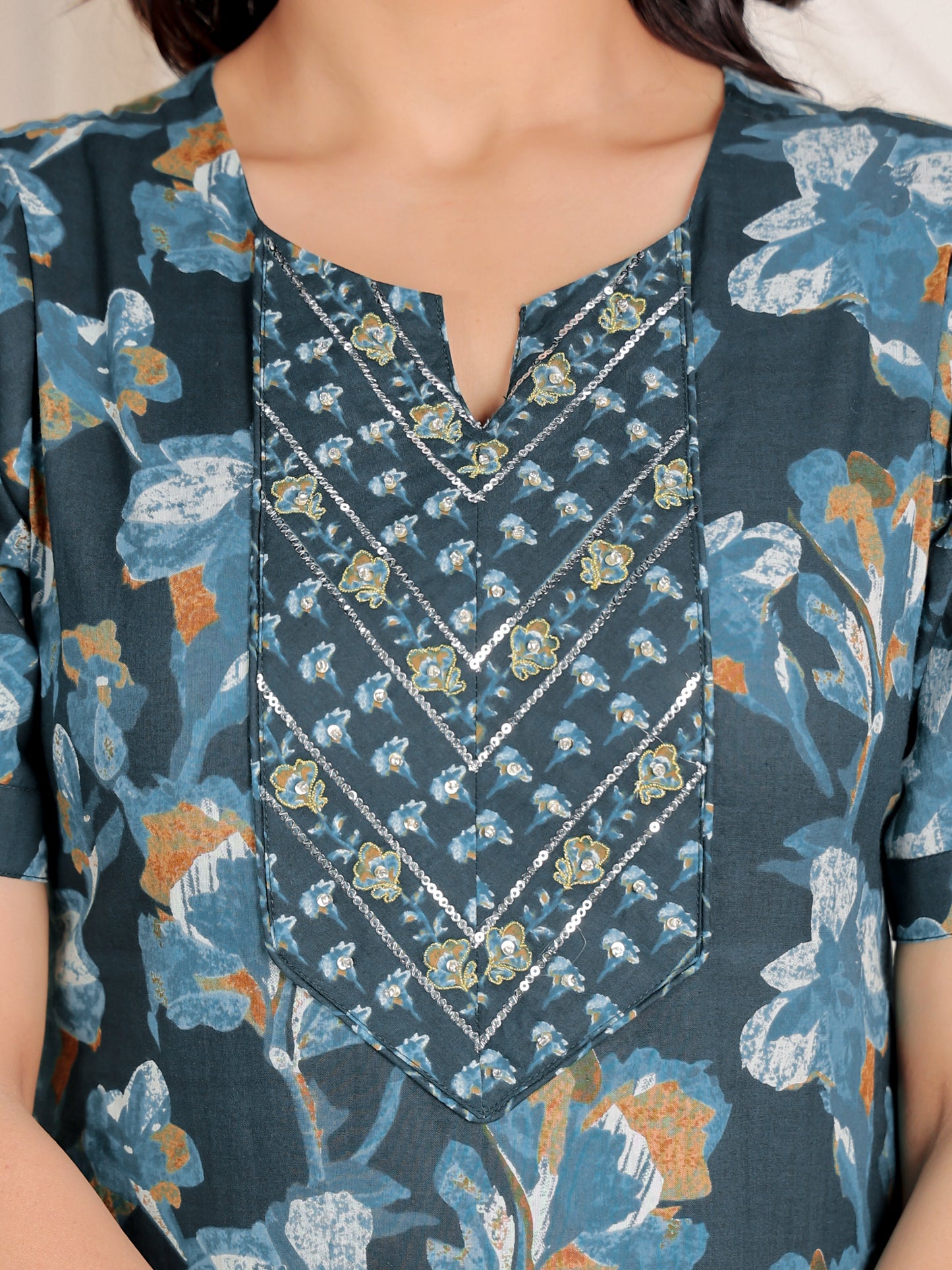 Embroidered Soft Cotton Floral Straight Teal Kurta