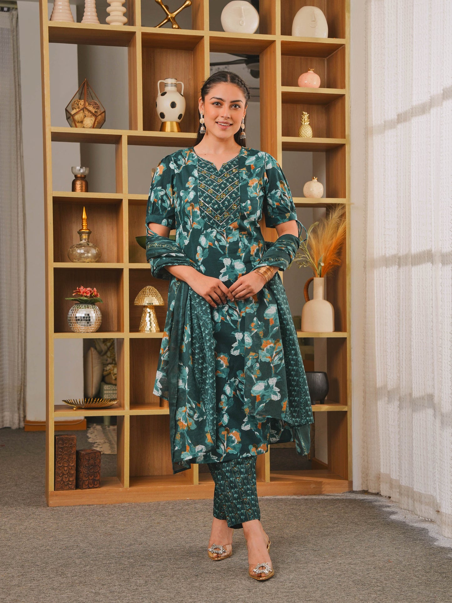 Embroidered Soft Cotton Floral Straight Teal Kurta