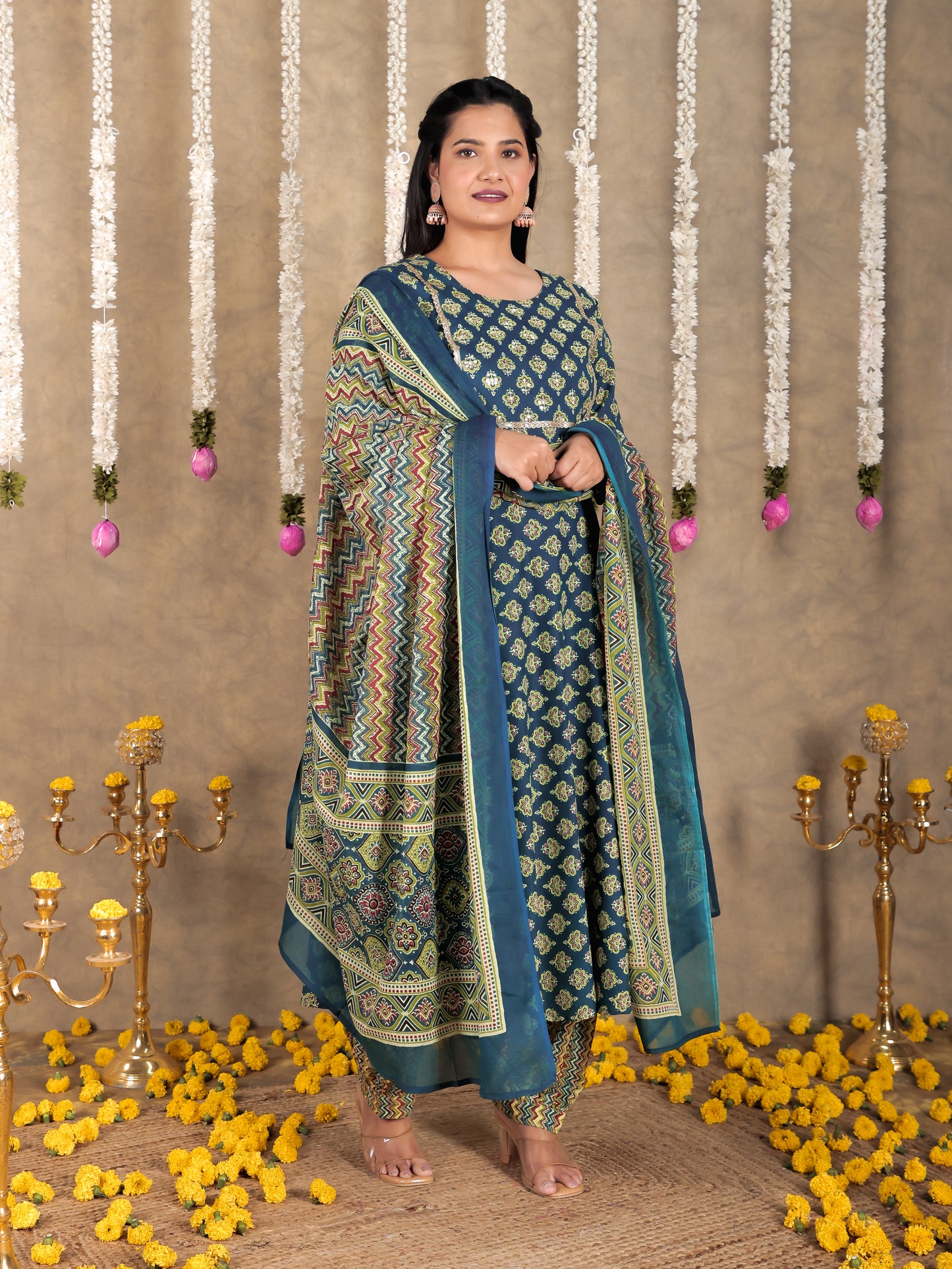 Cotton Voile Butti Green Dupatta