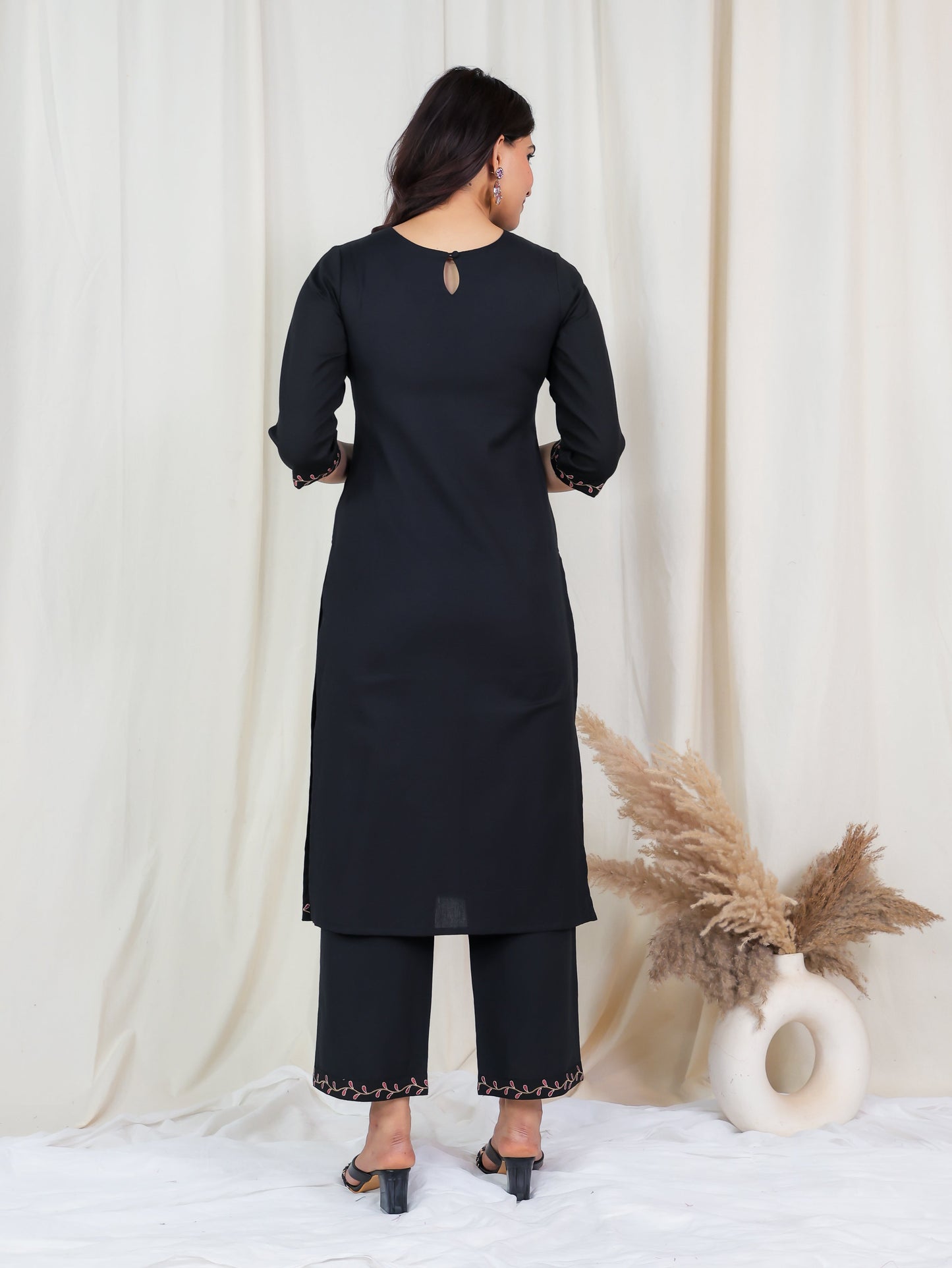 Embroidered Linen Cotton Solid Straight Black Kurta