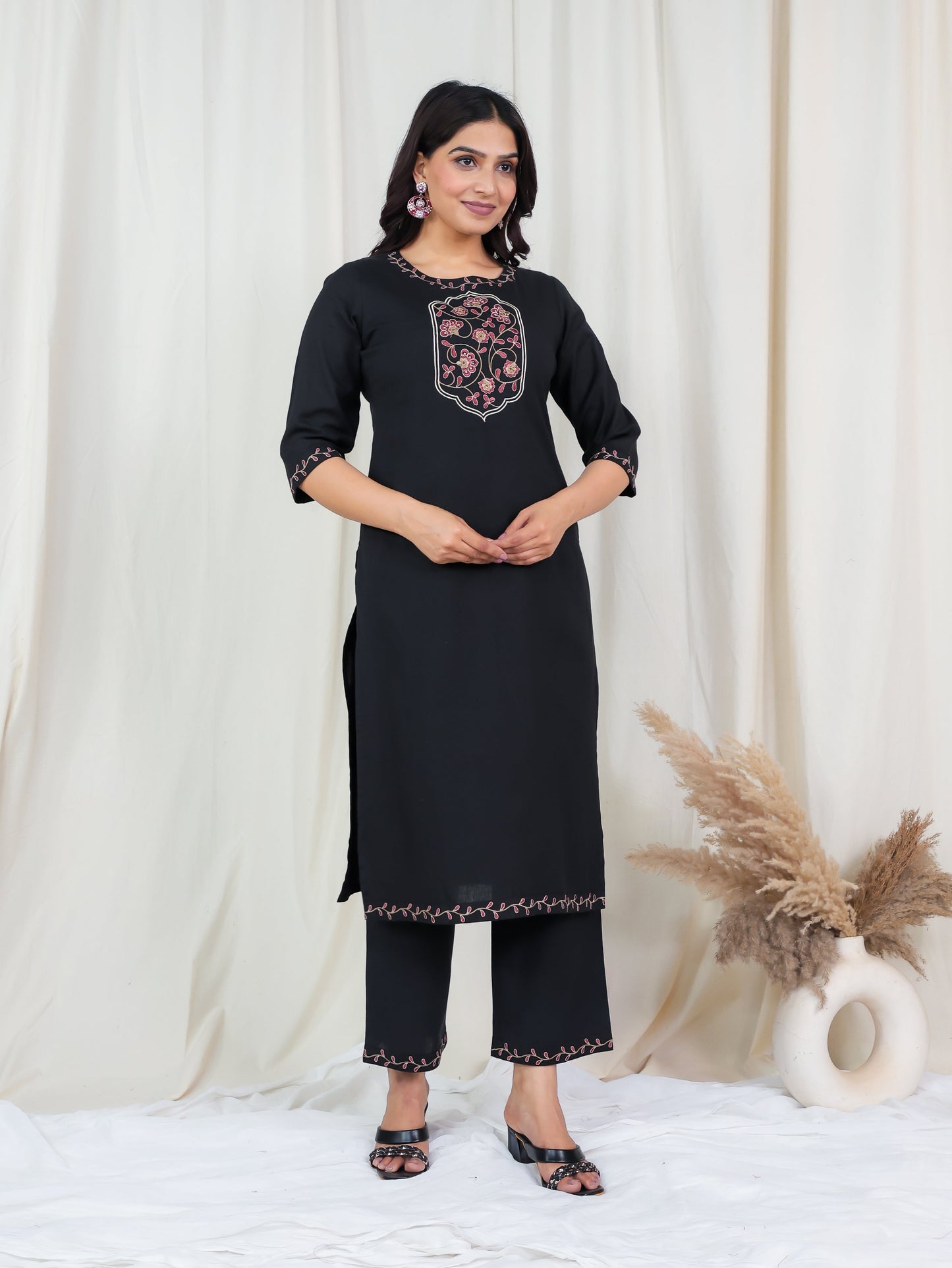 Embroidered Linen Cotton Solid Straight Black Kurta
