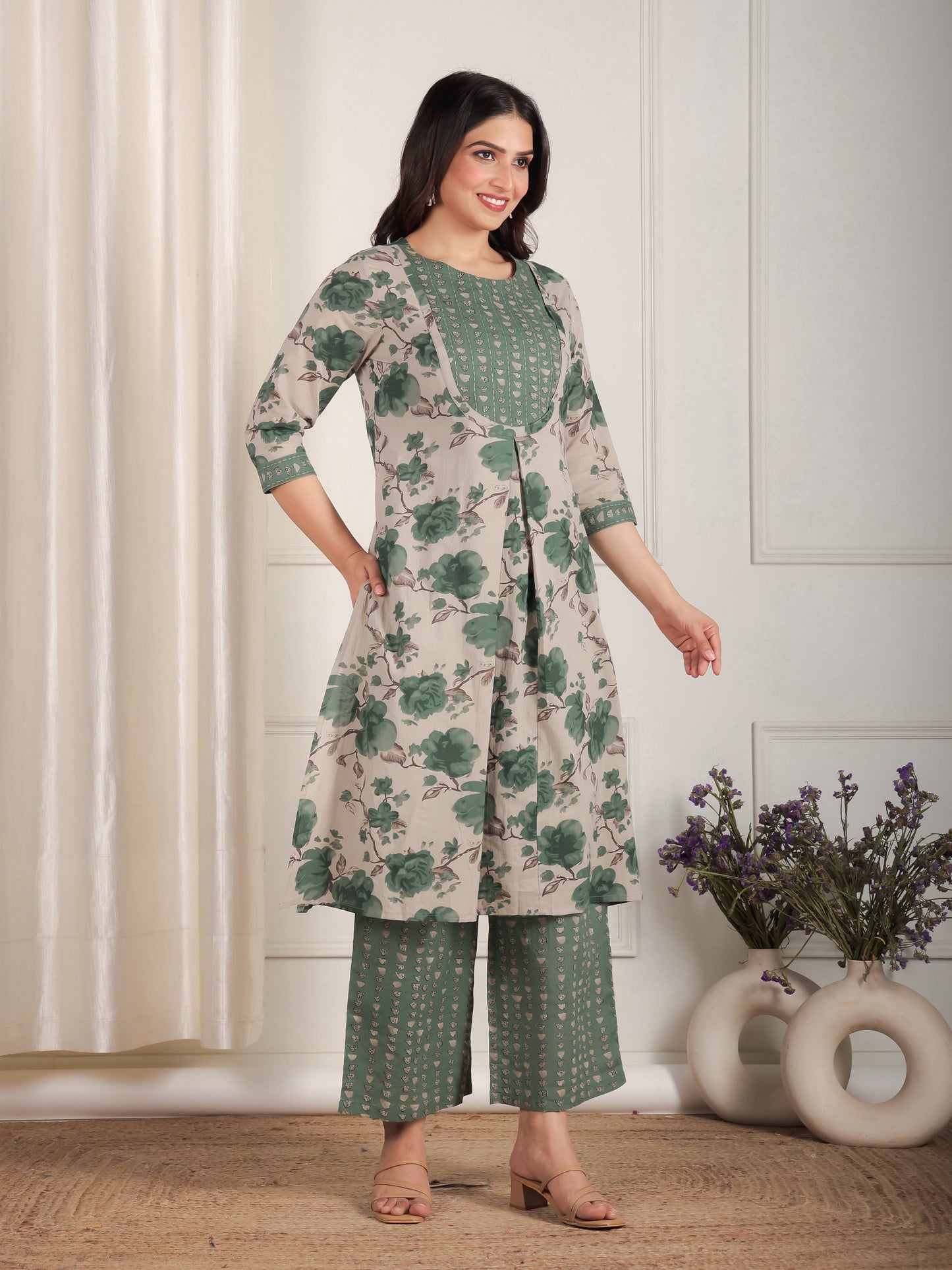 Embroidered Soft Cotton Floral Flared Grey Kurta