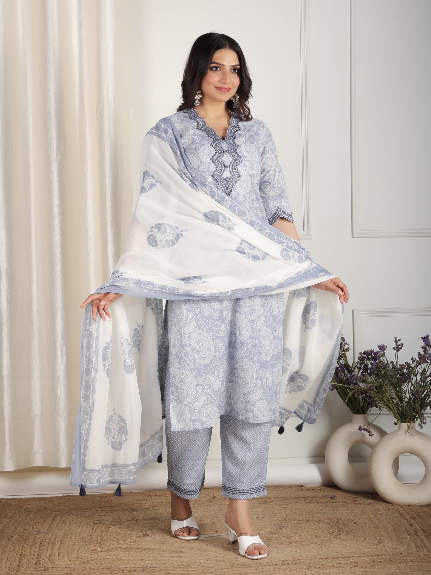 Cotton Voile Paisley White Dupatta