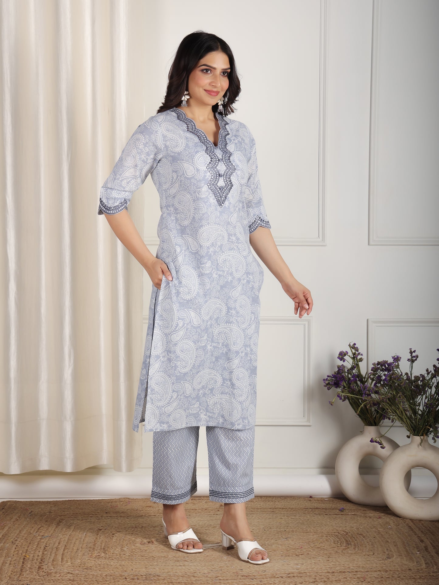 Embroidered Soft Cotton Paisley Straight Blue Kurta
