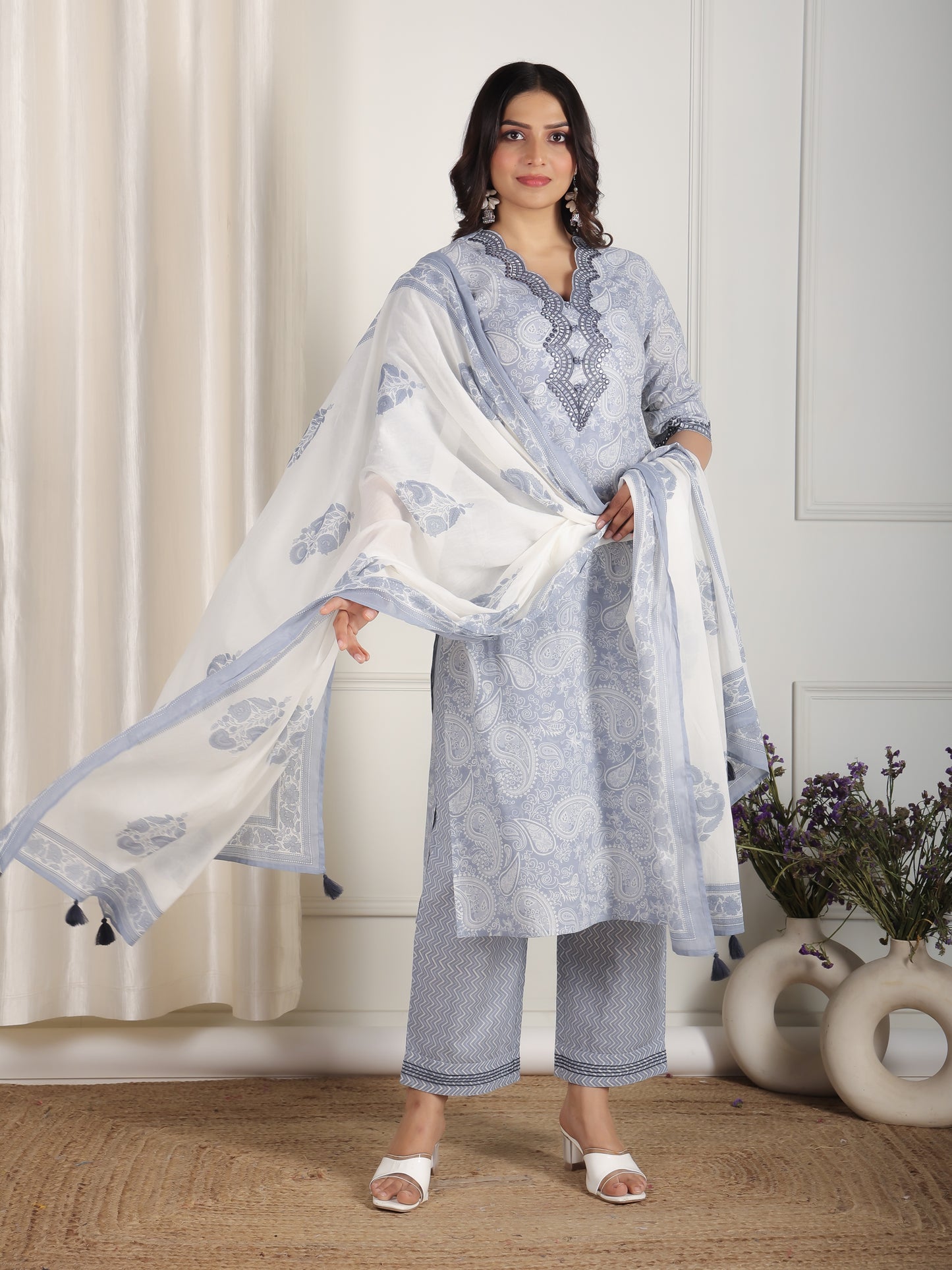 Embroidered Soft Cotton Paisley Straight Blue Kurta