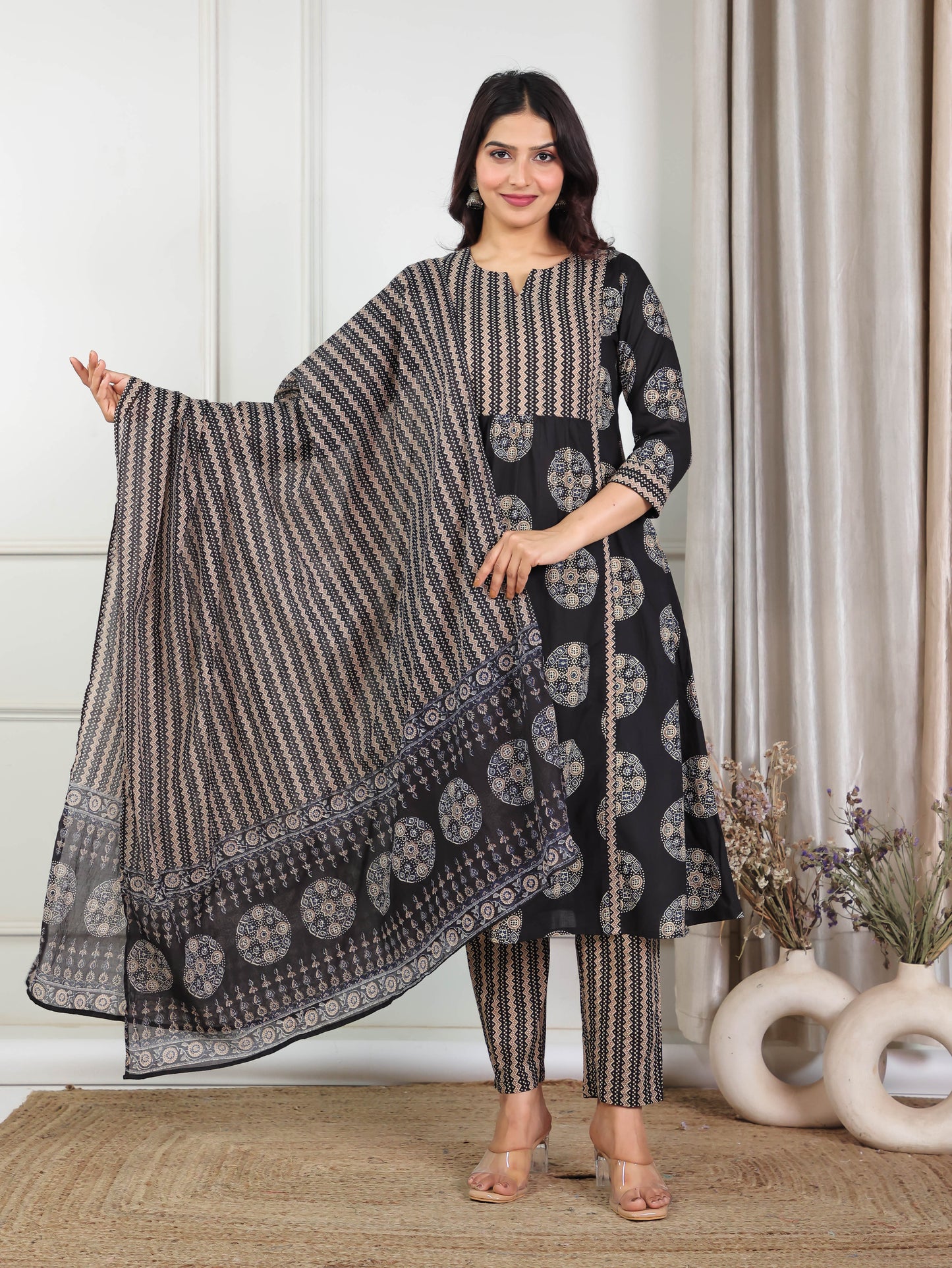 Soft Cotton Abstract Panelled Black Kurta