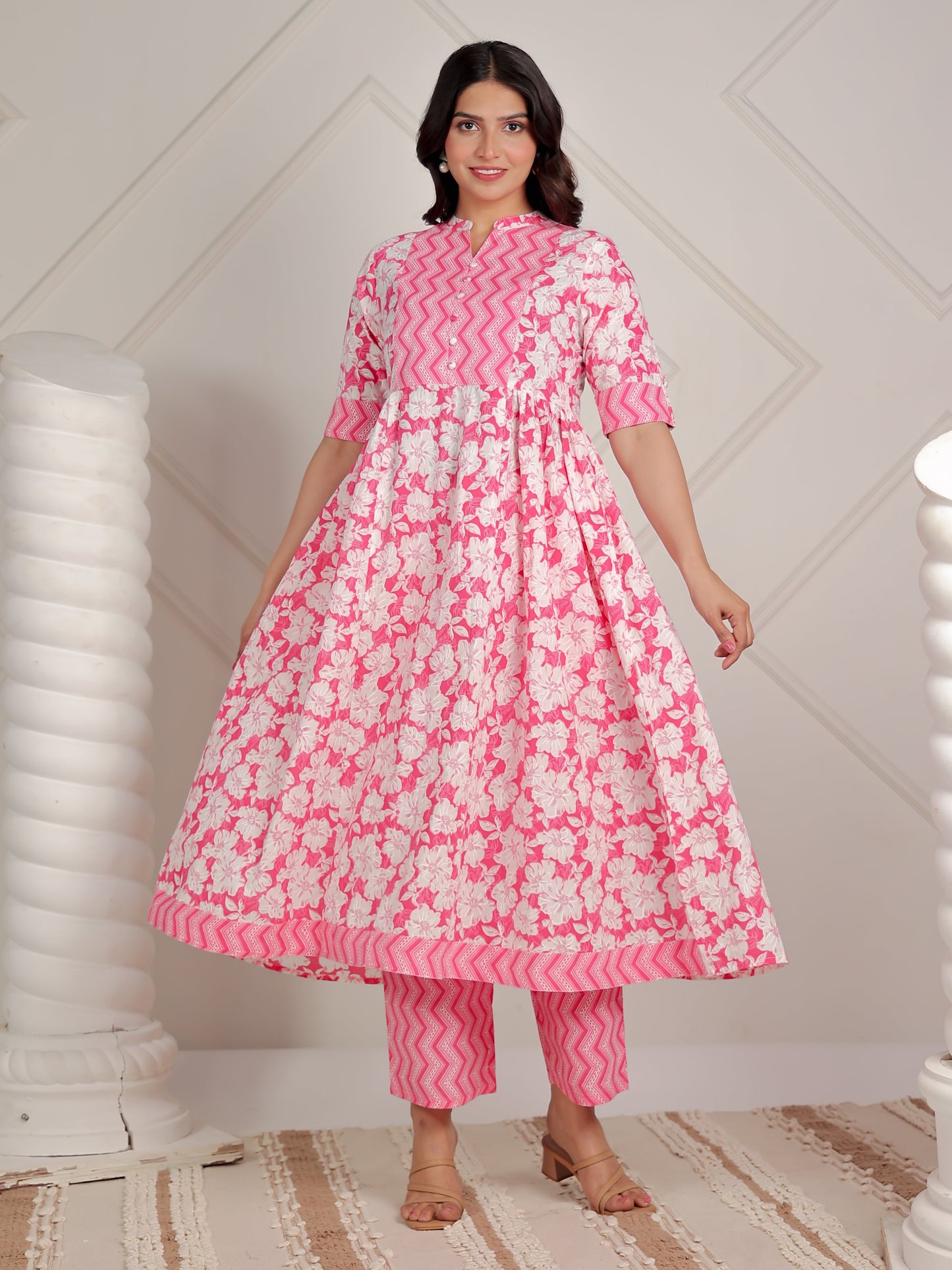 Soft Cotton Floral Panelled Pink Kurta