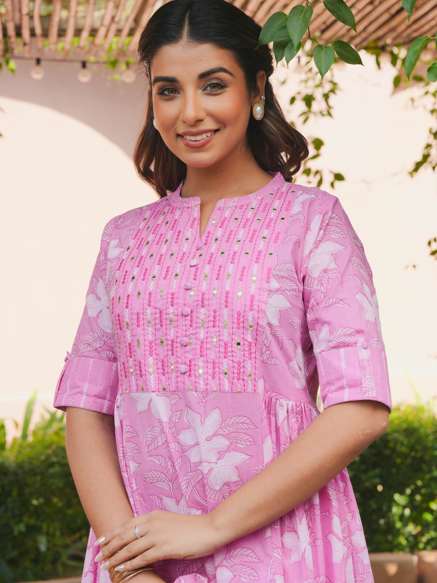 Embroidered Soft Cotton Floral Panelled Pink Kurta