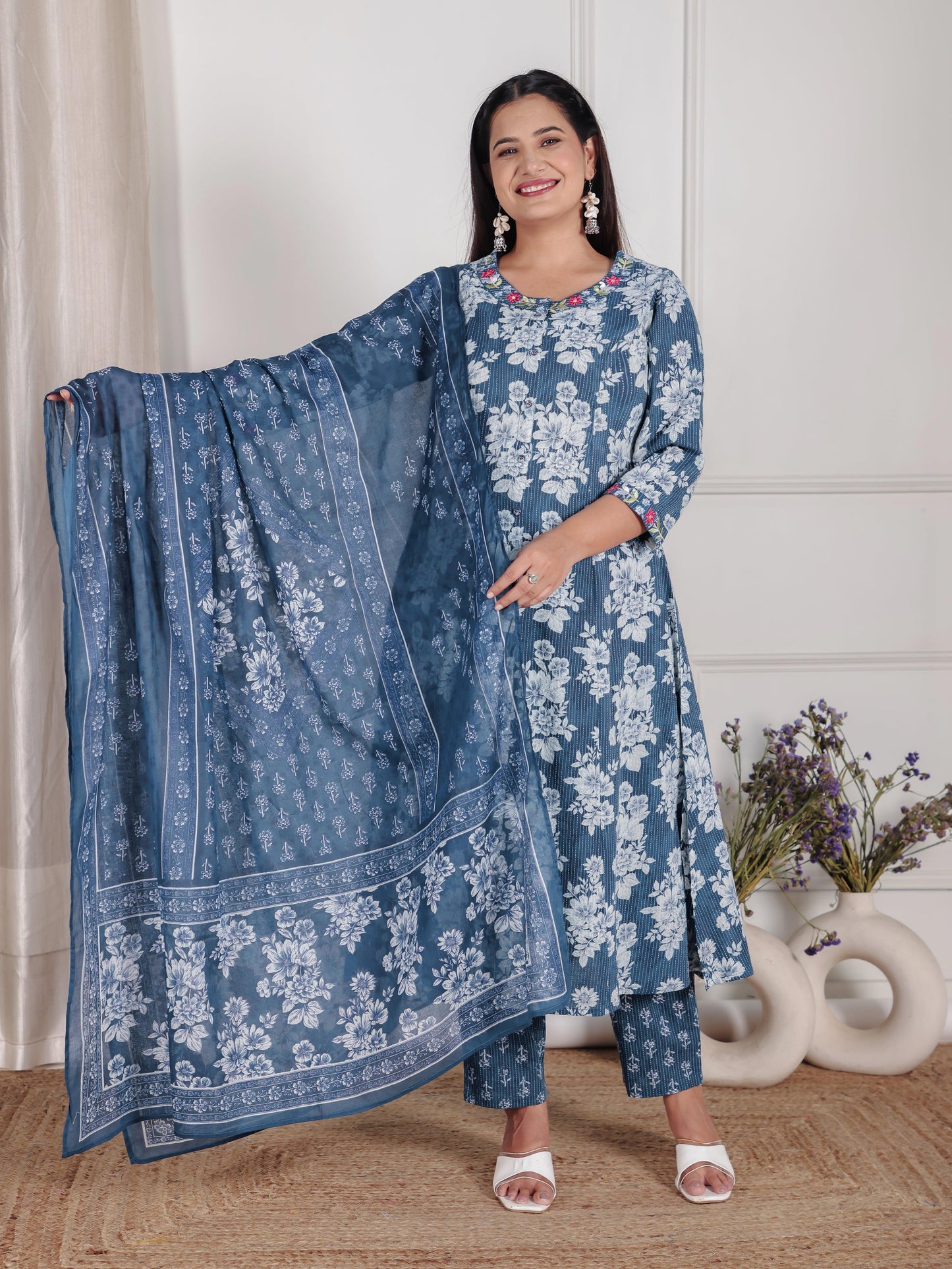 Embroidered Kantha Cotton Floral A-line Blue Kurta
