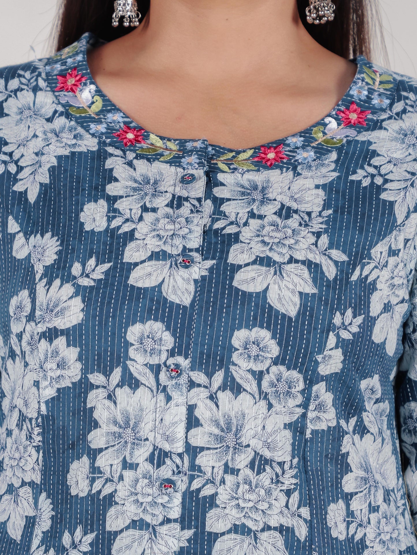 Embroidered Kantha Cotton Floral A-line Blue Kurta