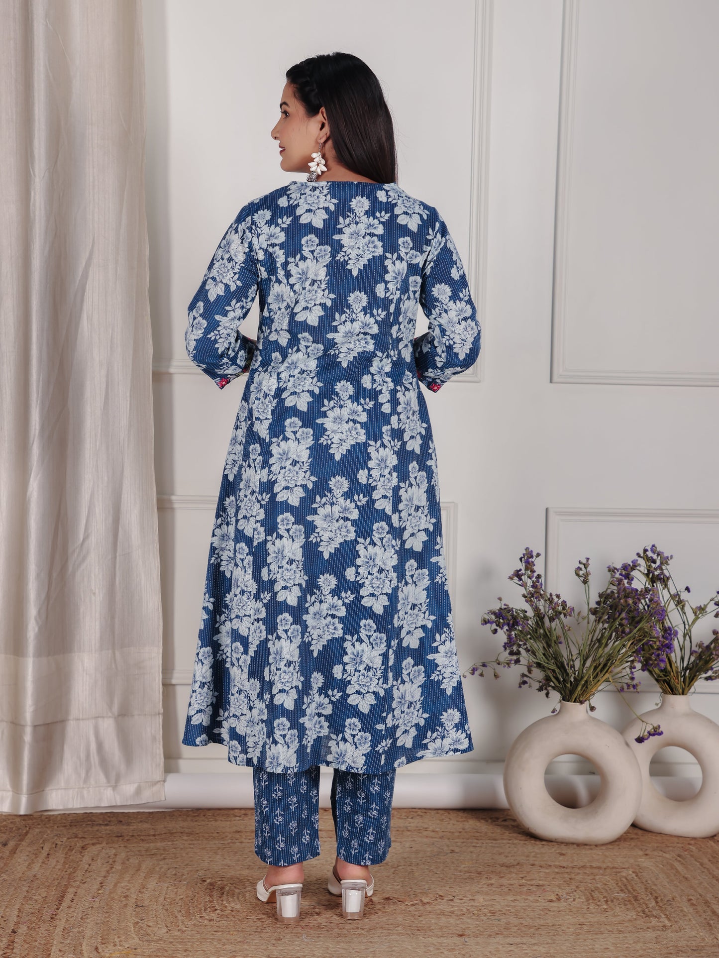 Embroidered Kantha Cotton Floral A-line Blue Kurta