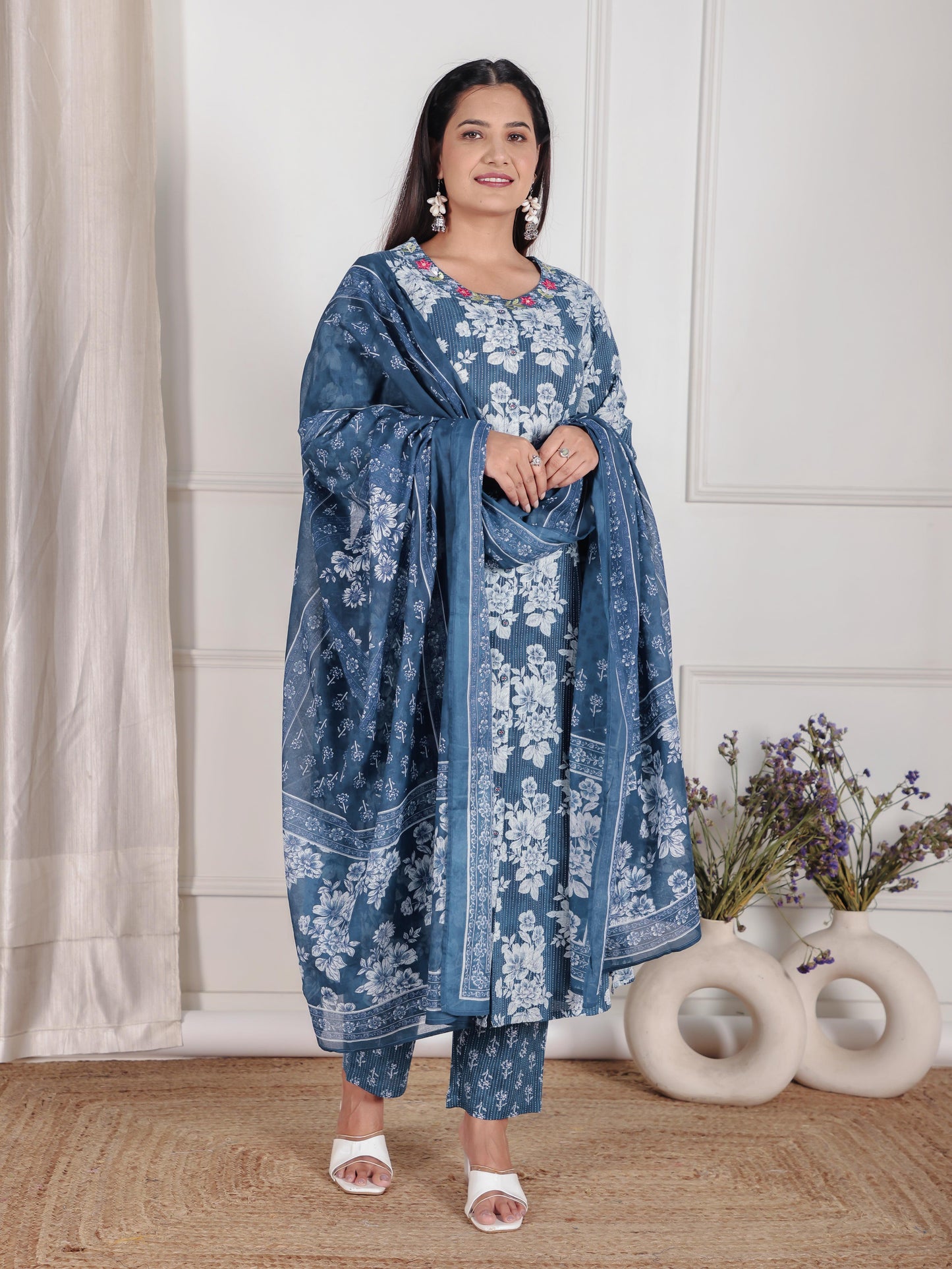 Embroidered Kantha Cotton Floral A-line Blue Kurta