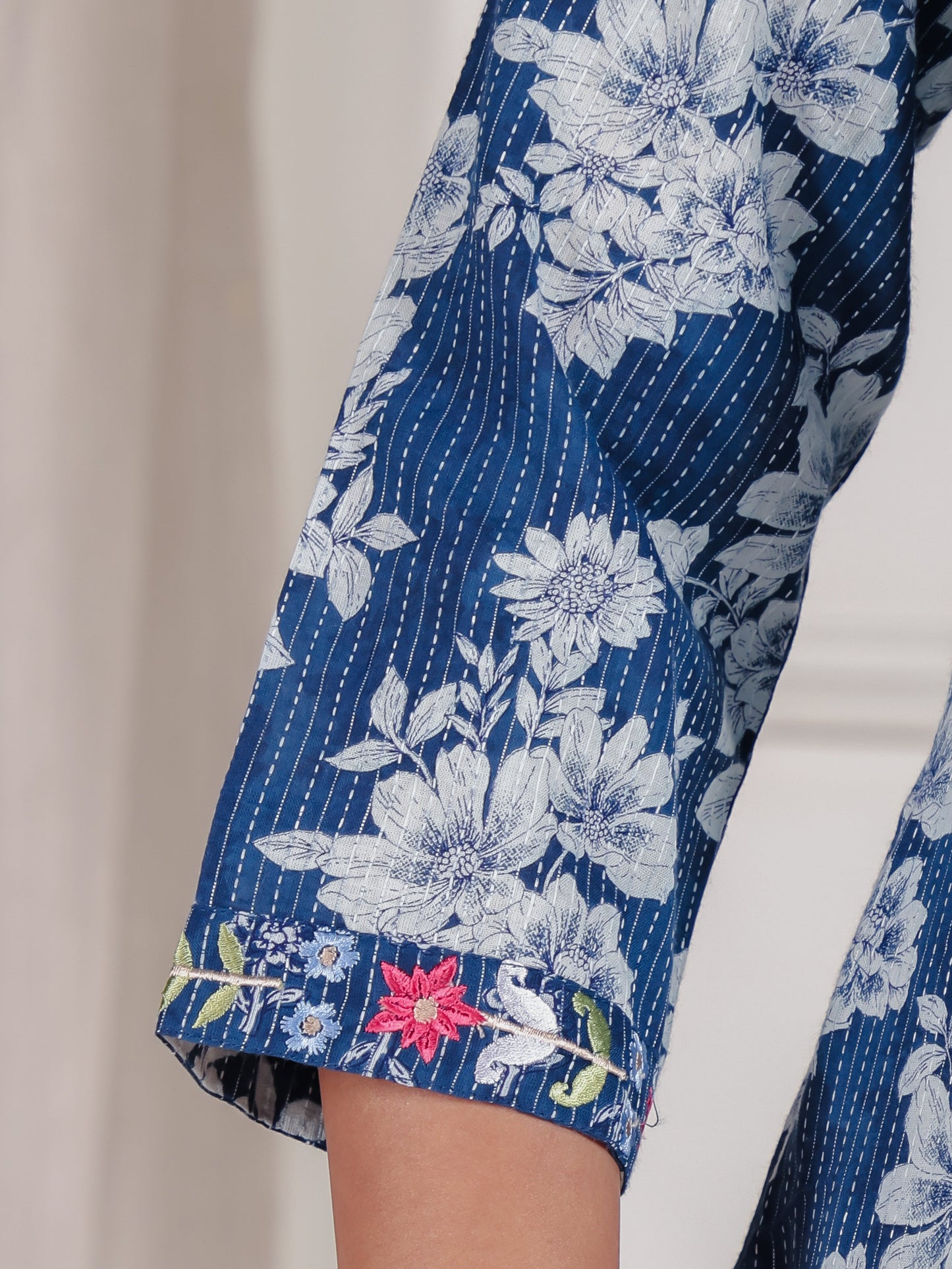 Embroidered Kantha Cotton Floral A-line Blue Kurta