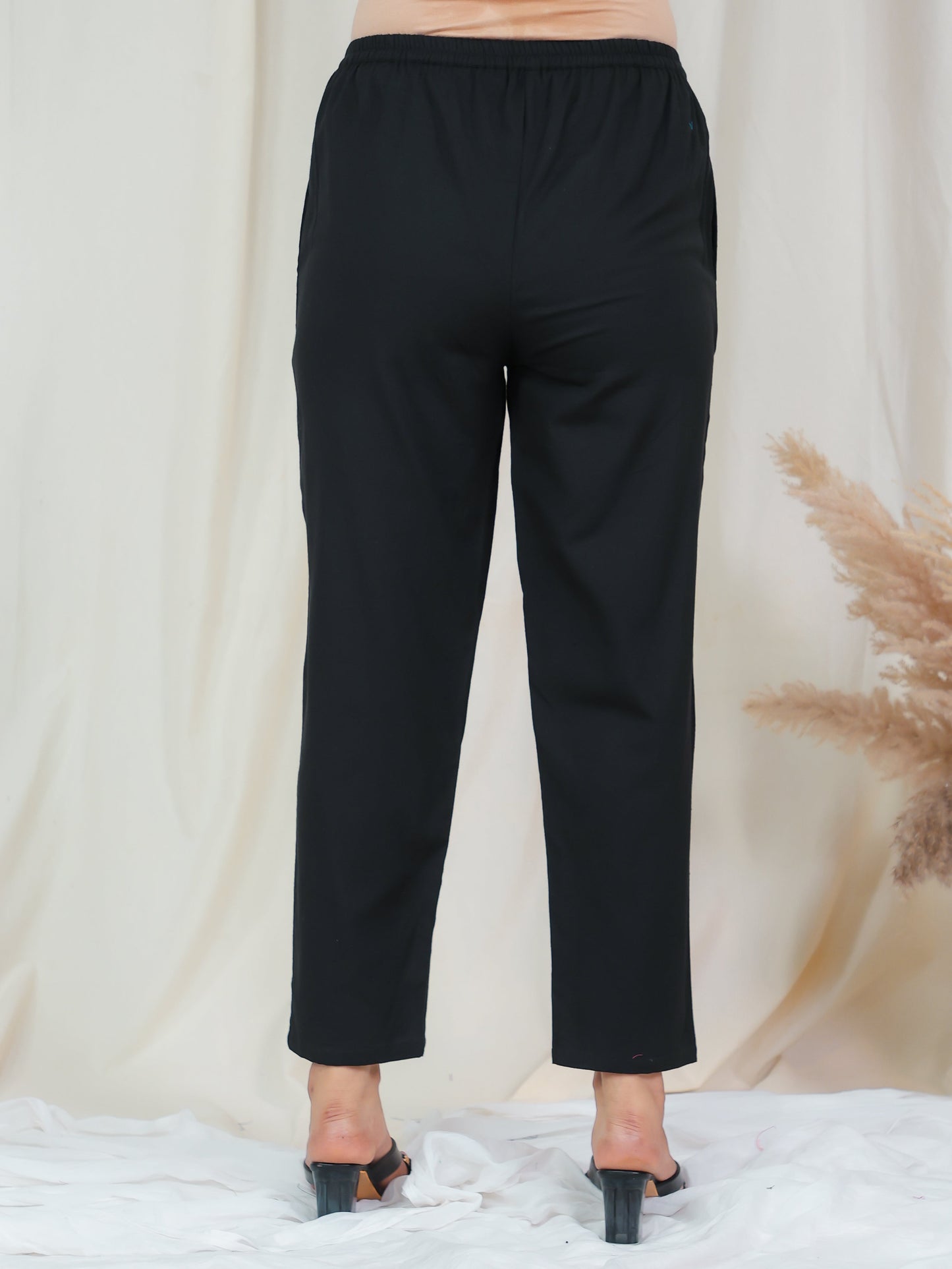 Linen Cotton Solid Black Tapered Trousers