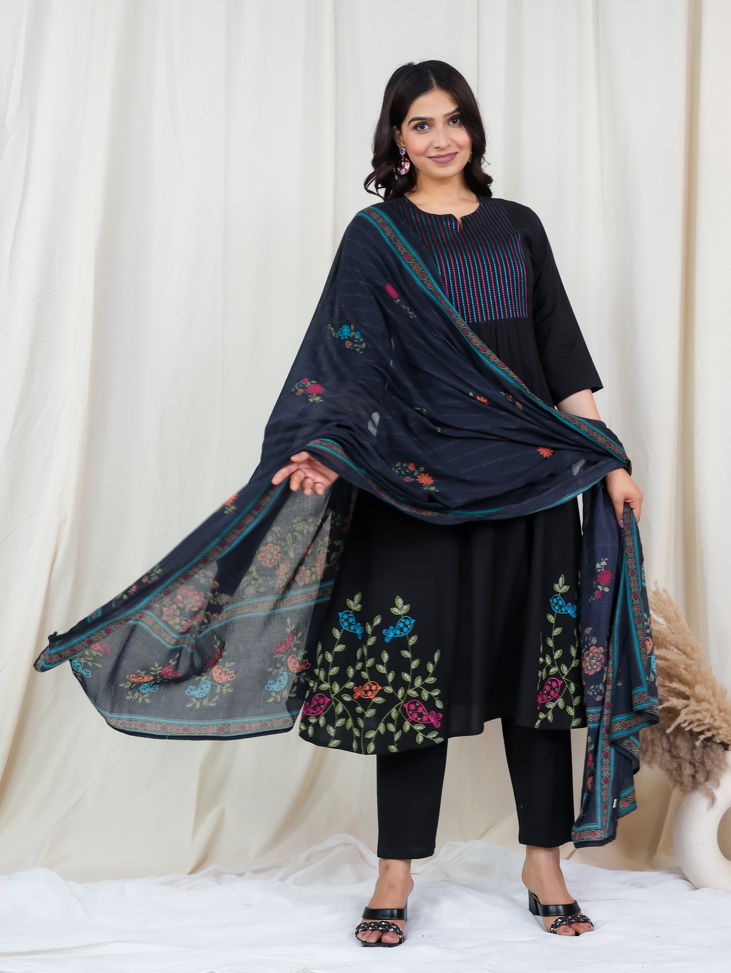 Embroidered Linen Cotton Solid Flared Black Kurta