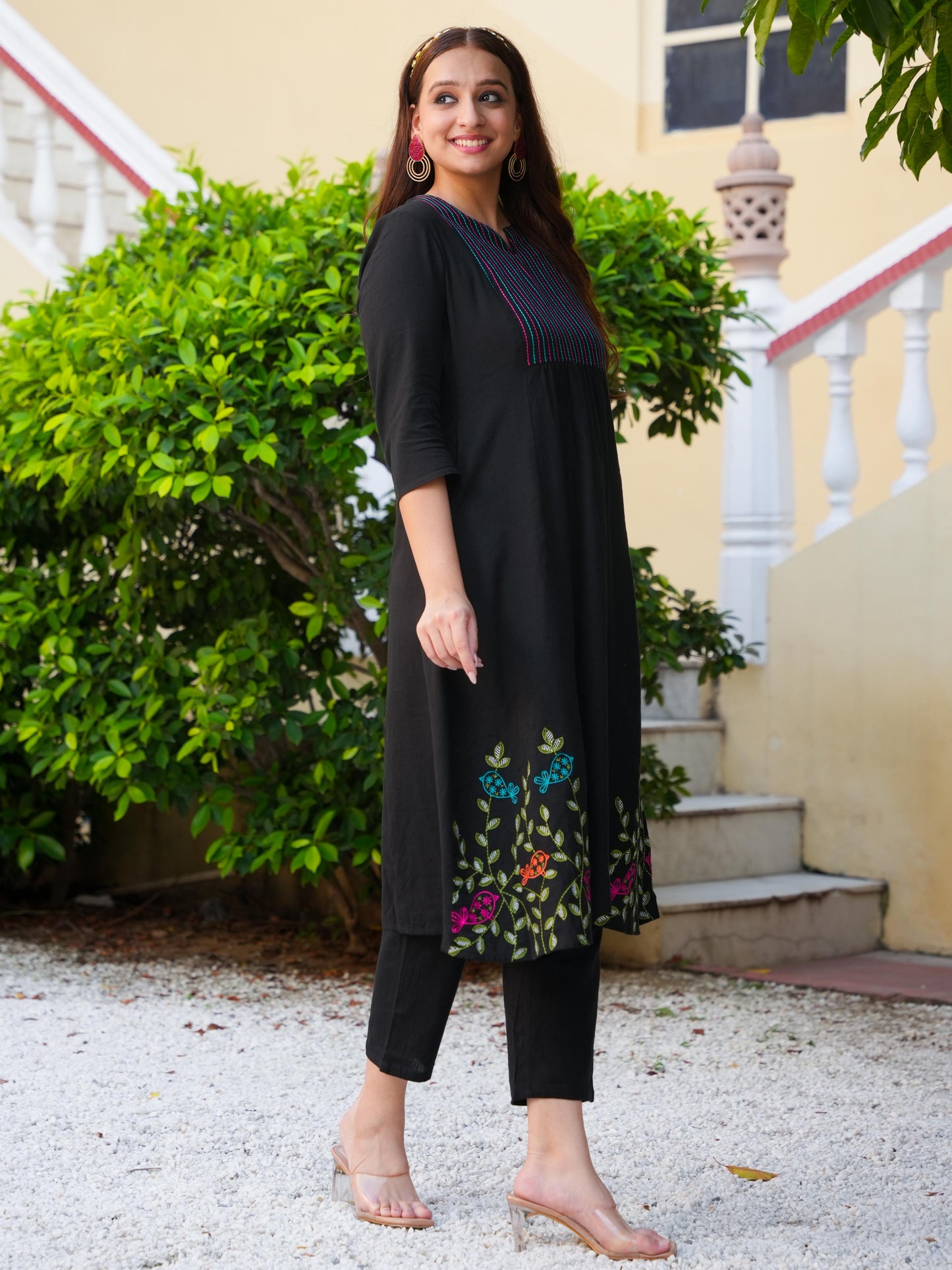 Embroidered Linen Cotton Solid Flared Black Kurta