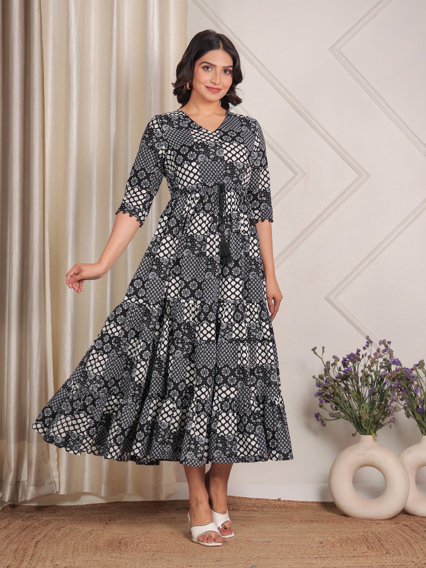 Soft Cotton Abstract Tiered Black Dress
