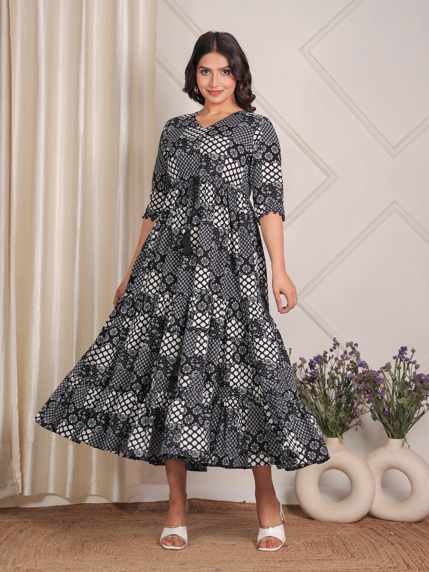 Soft Cotton Abstract Tiered Black Dress