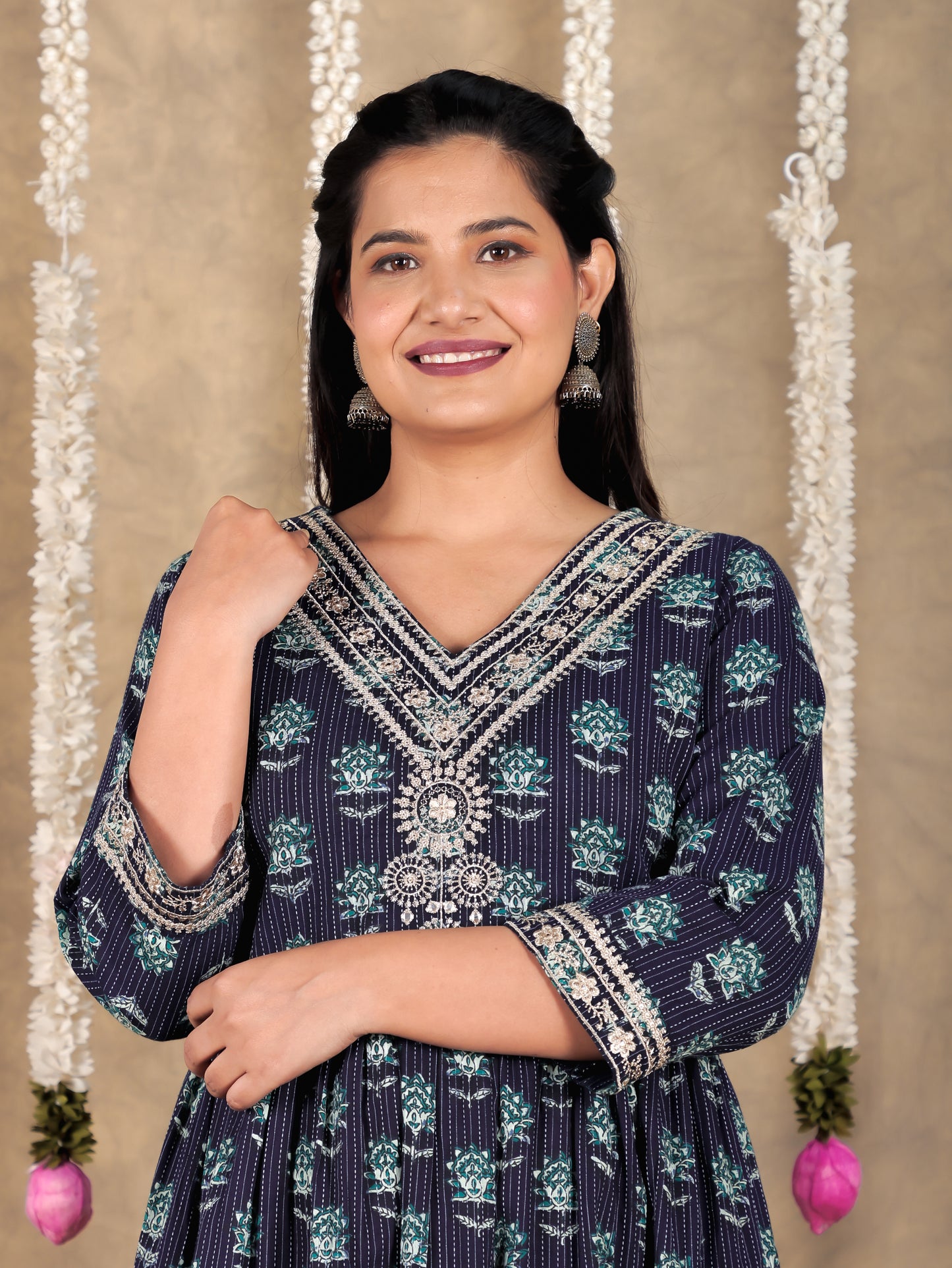 Embroidered Kantha Cotton Floral A-line Blue Kurta