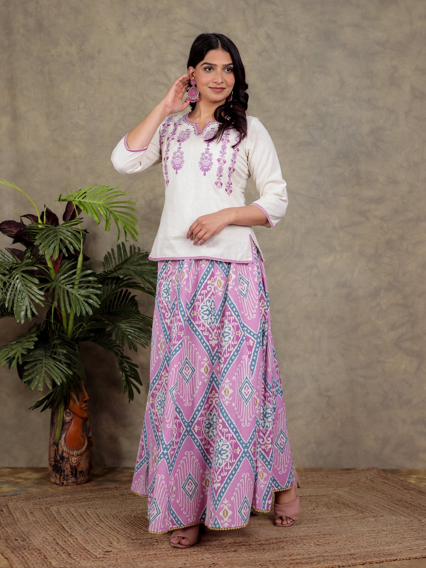 Embroidered Linen Cotton Solid Straight Off White Kurta