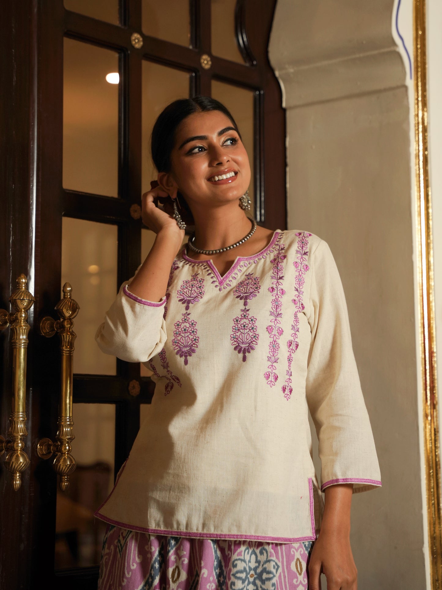 Embroidered Linen Cotton Solid Straight Off White Kurta