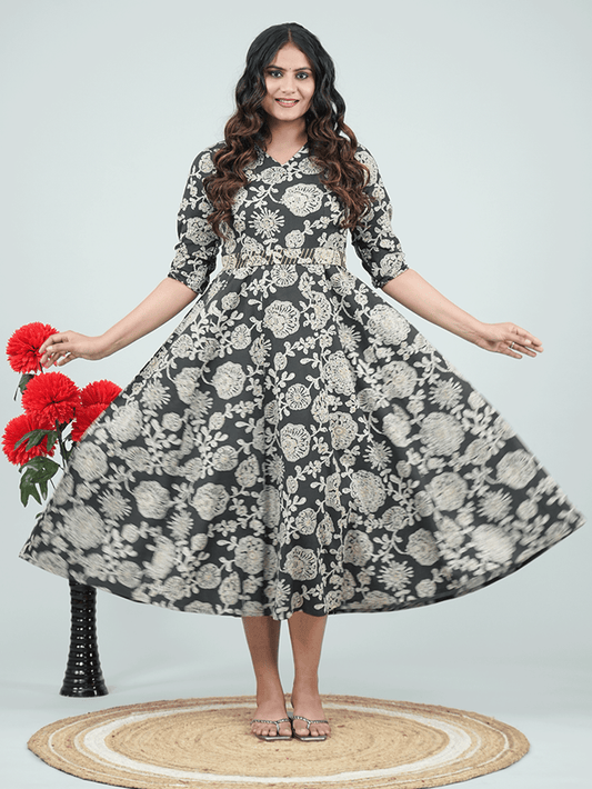 Embroidered Linen Cotton Floral Flared Black Dress
