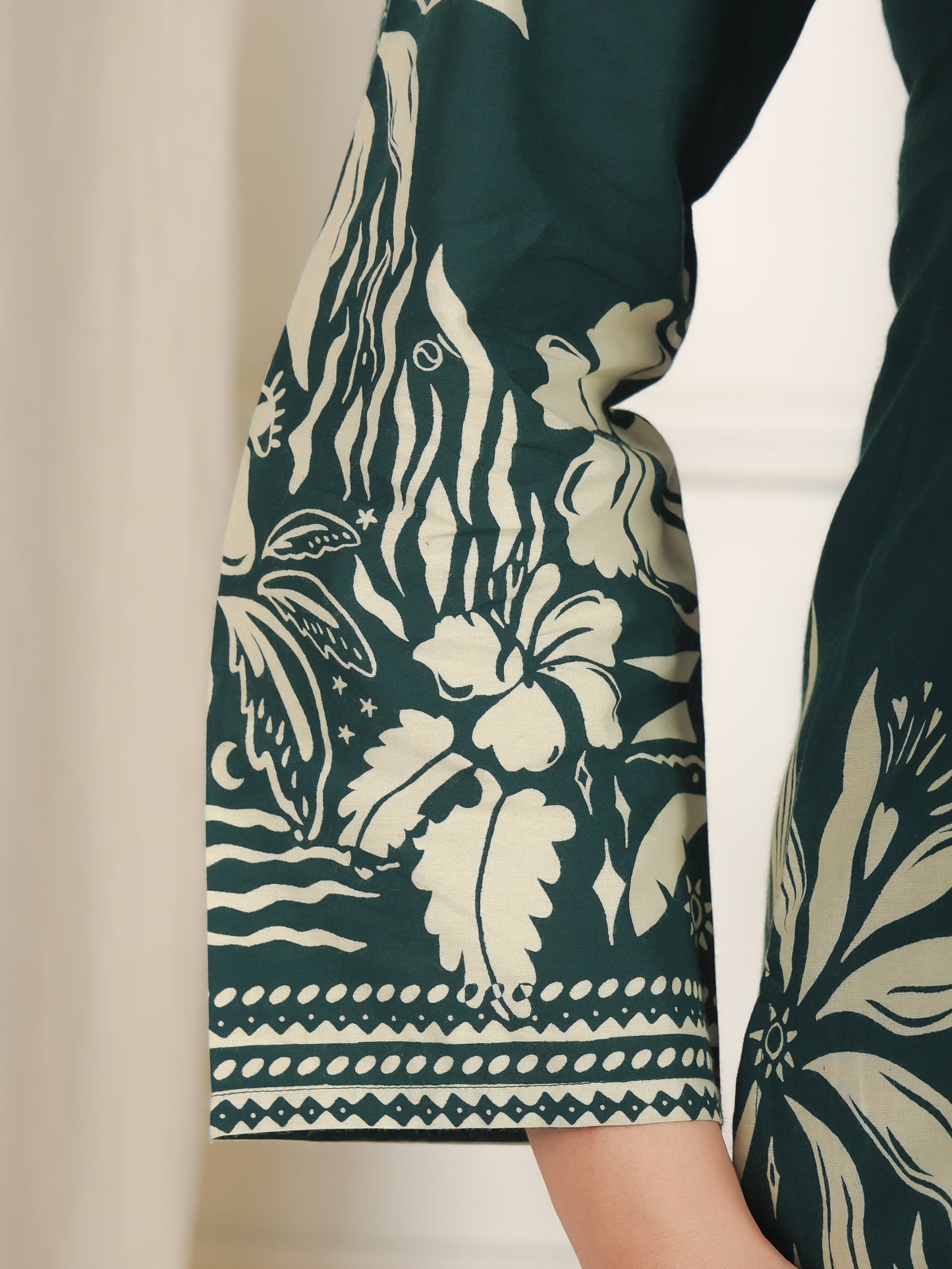Embroidered Soft Cotton Placement Print Straight Green Kurta