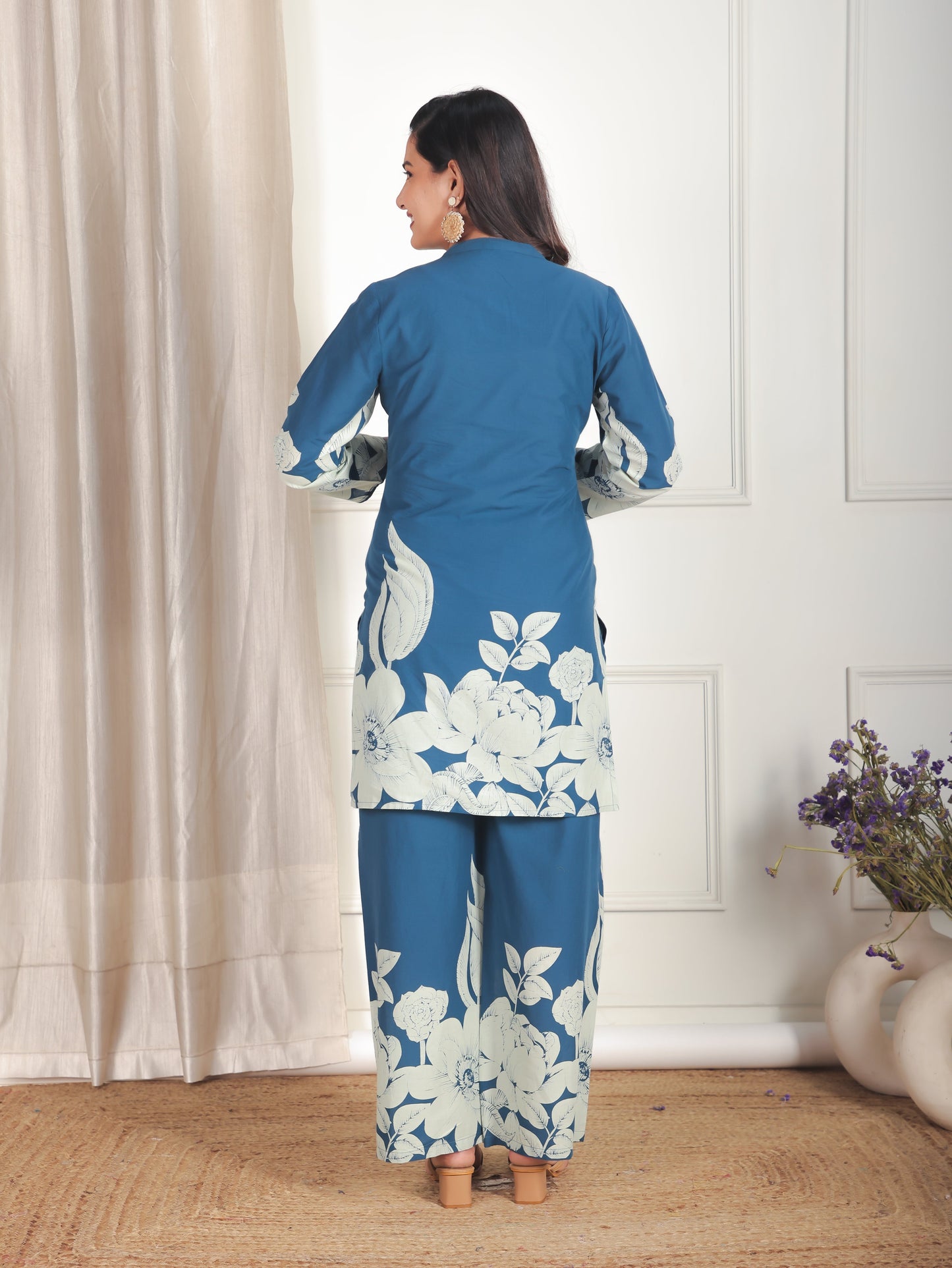 Soft Cotton Placement Print Straight Blue Kurta