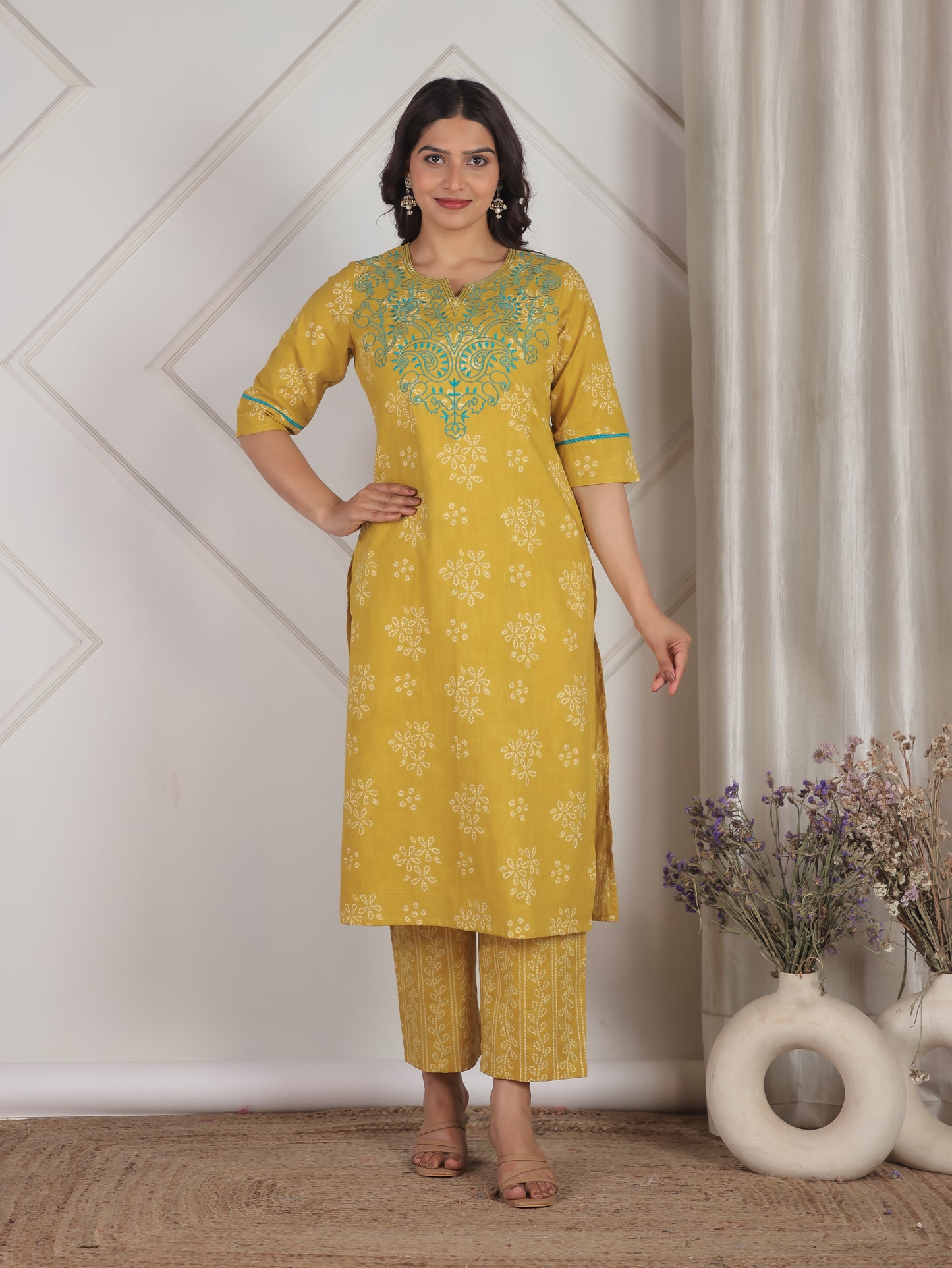 Embroidered Soft Cotton Bandhani Straight Yellow Kurta