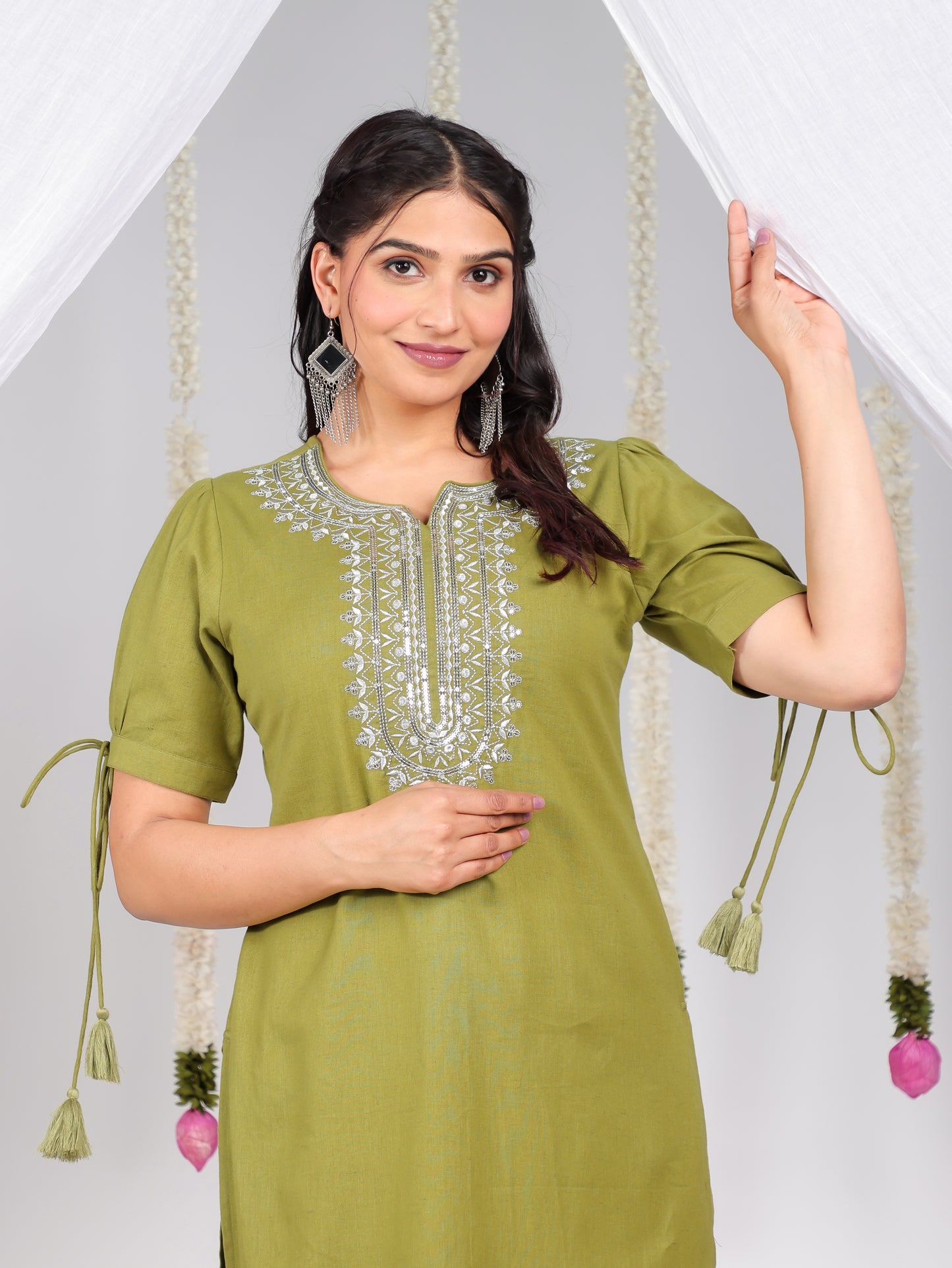 Embroidered Soft Cotton Solid Straight Green Kurta