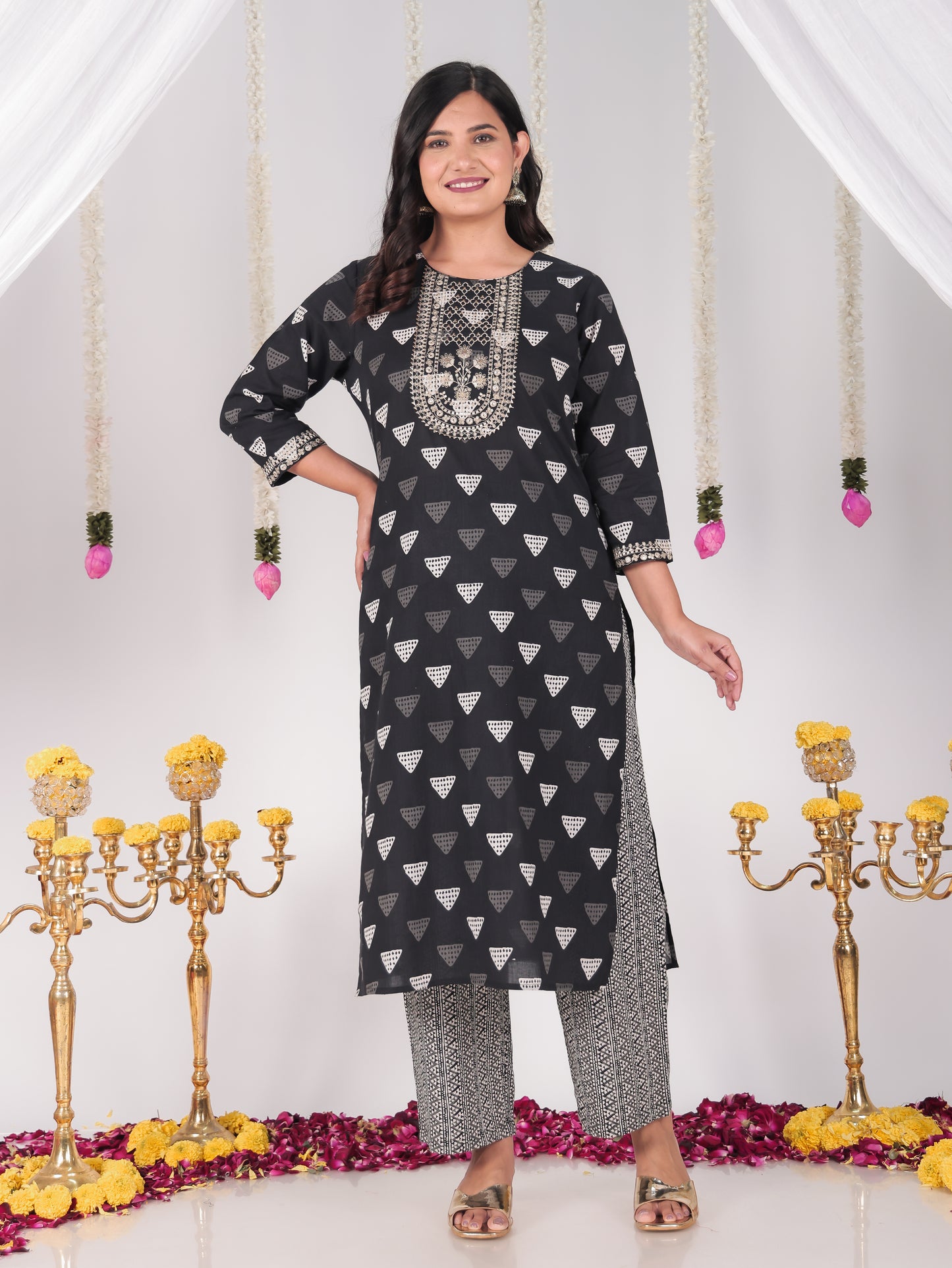 Embroidered Soft Cotton Geometric Straight Black Kurta