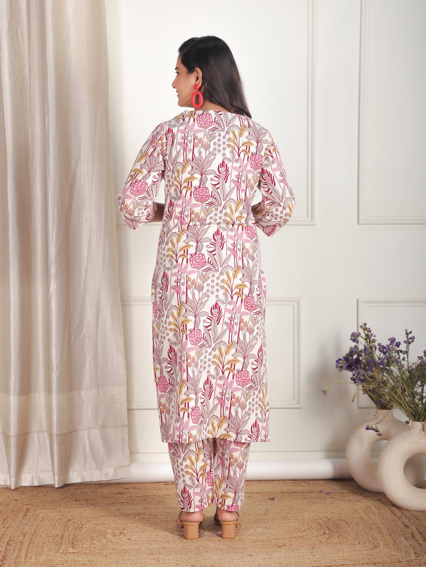 Linen Cotton Floral Panelled Off White Kurta