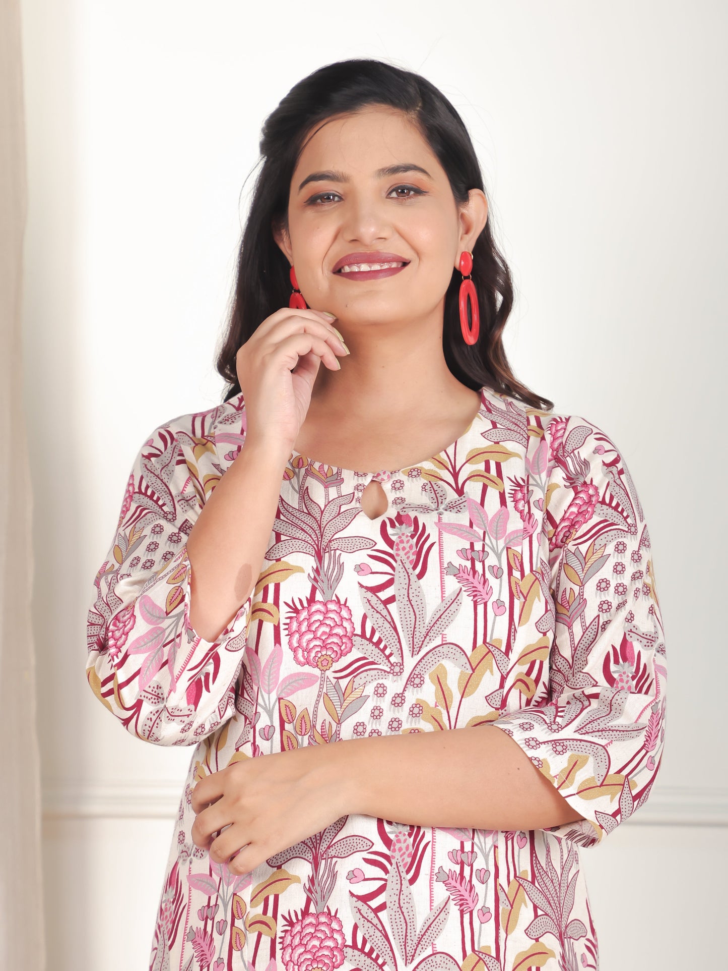 Linen Cotton Floral Panelled Off White Kurta