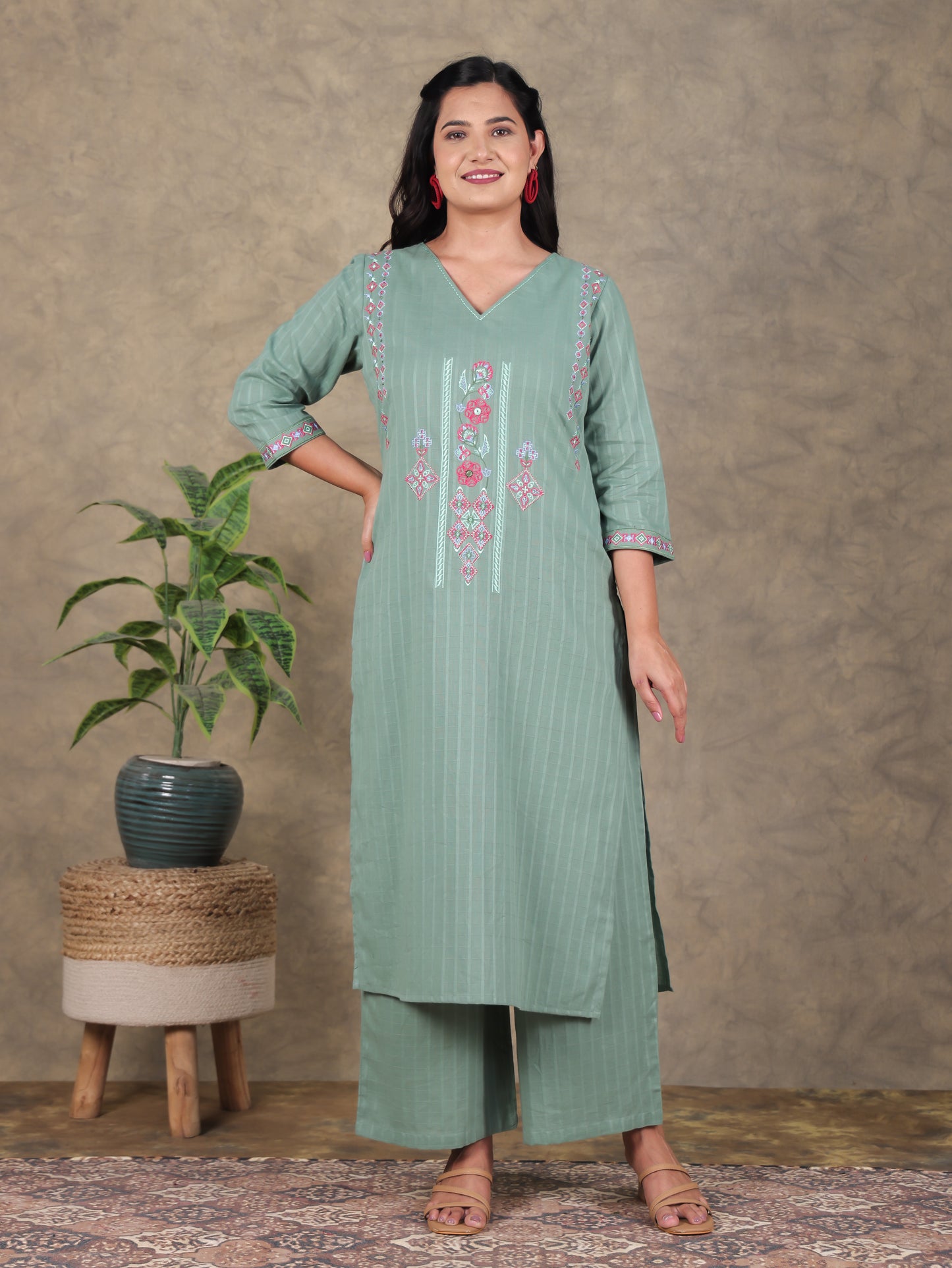 Embroidered Cotton Dobby Solid Straight Green Kurta