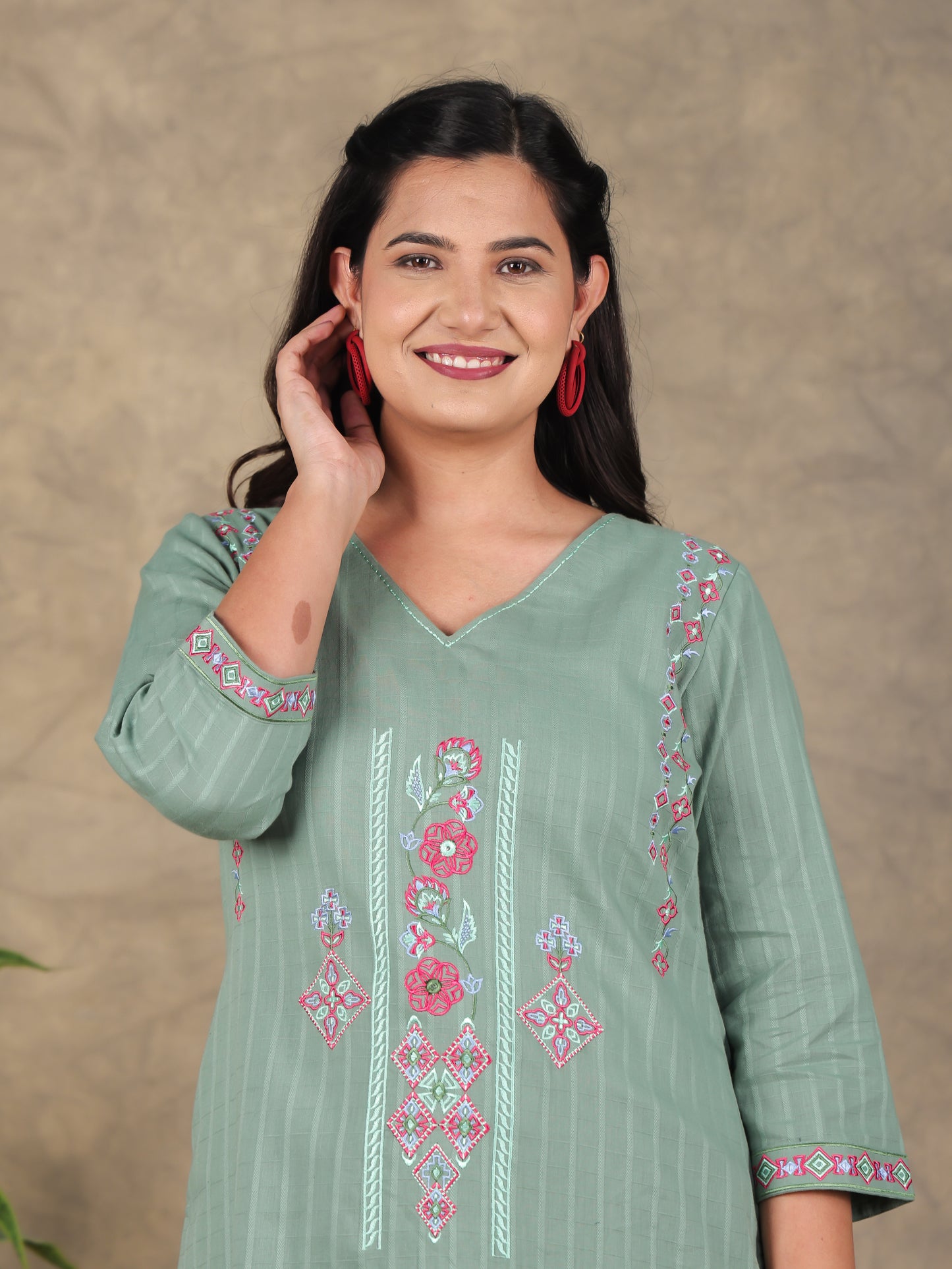 Embroidered Cotton Dobby Solid Straight Green Kurta