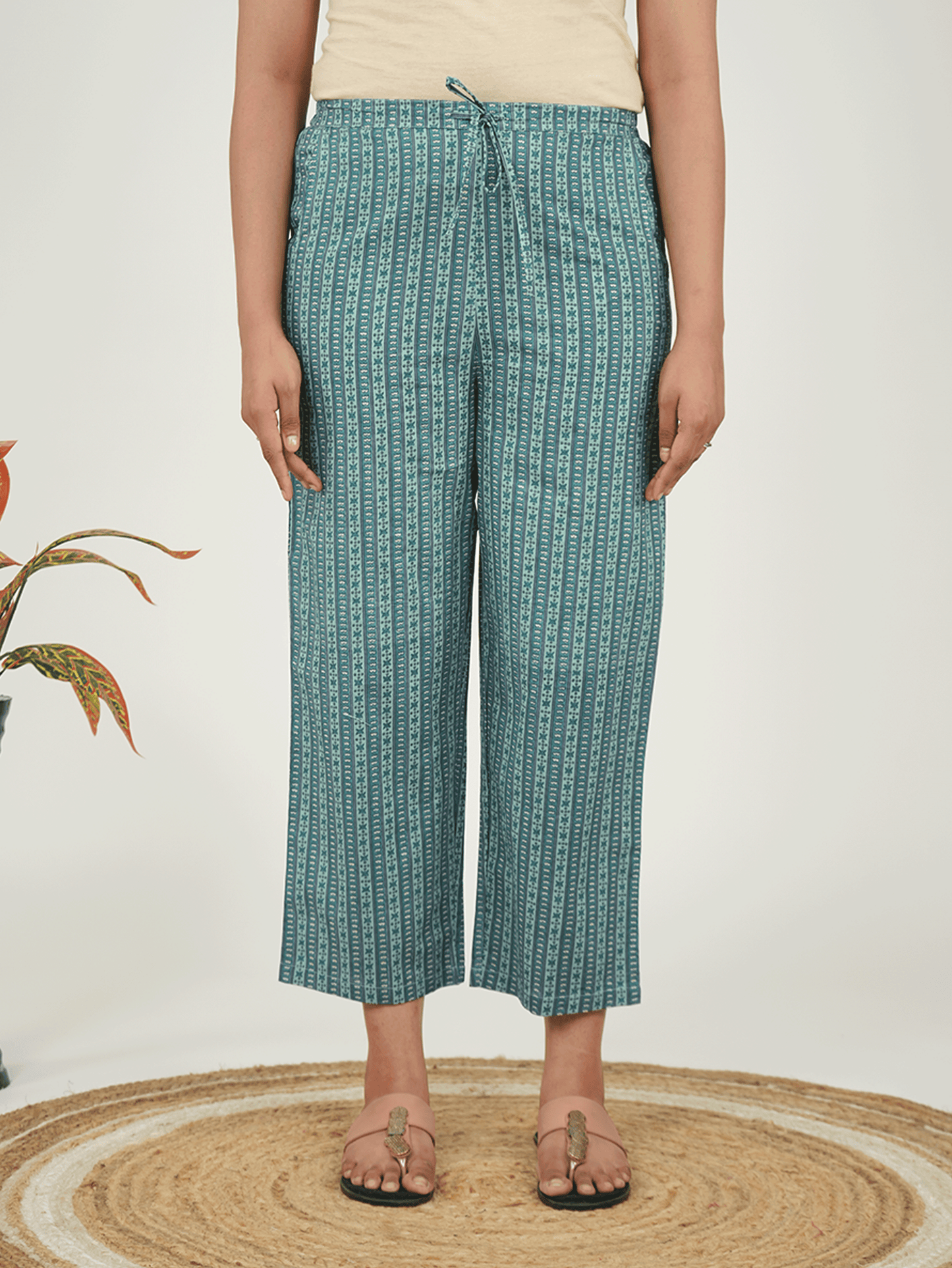 Soft Cotton Floral Panelled Green Kurta