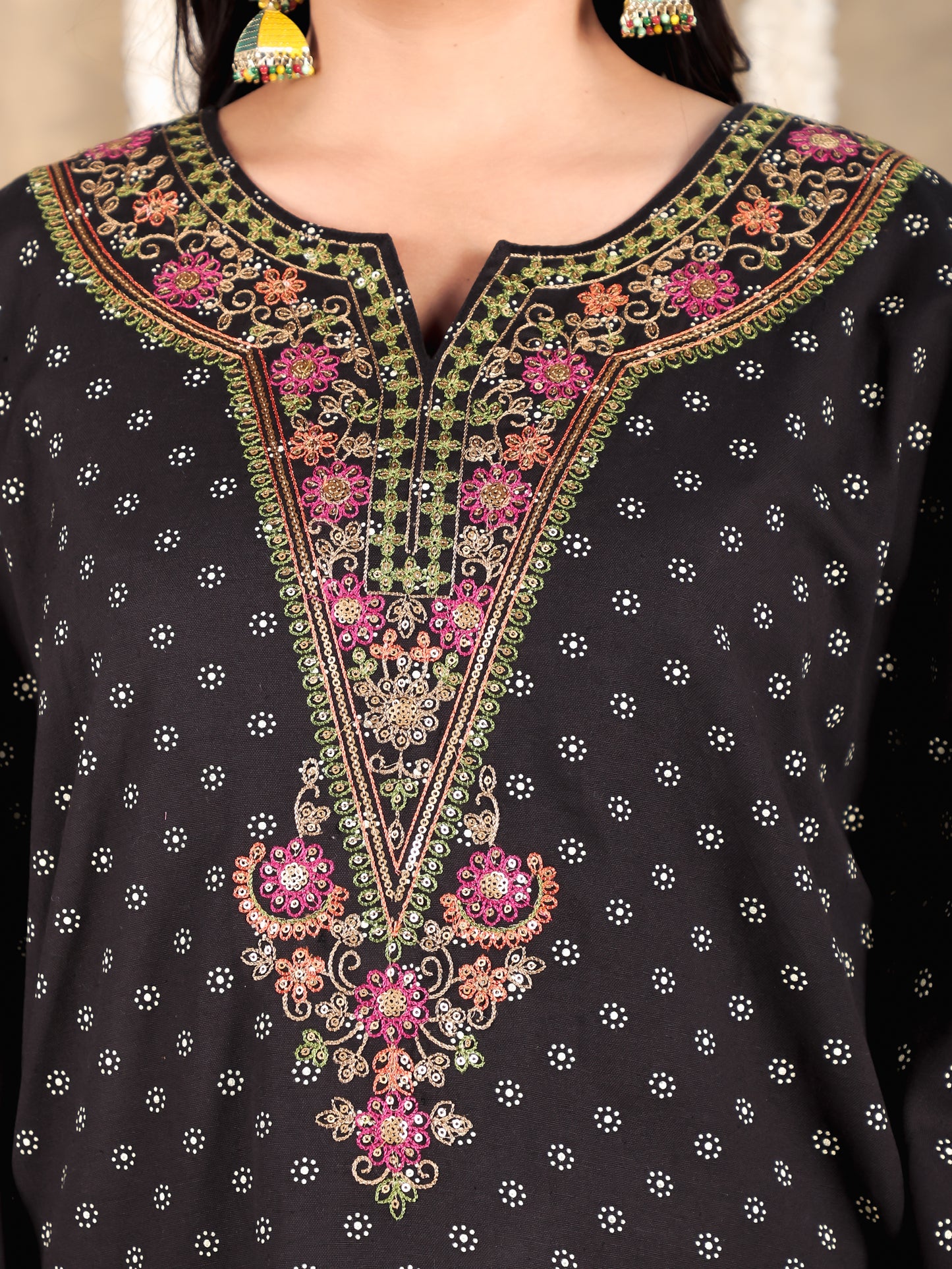 Embroidered Linen Cotton Floral Kaftan Black Kurta