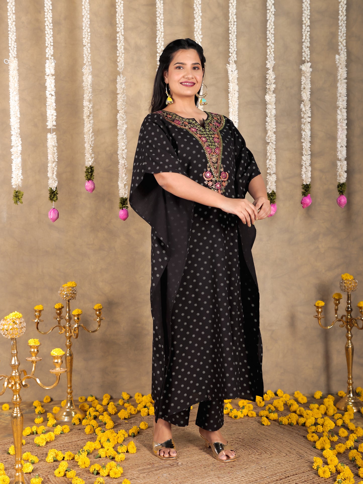 Embroidered Linen Cotton Floral Kaftan Black Kurta
