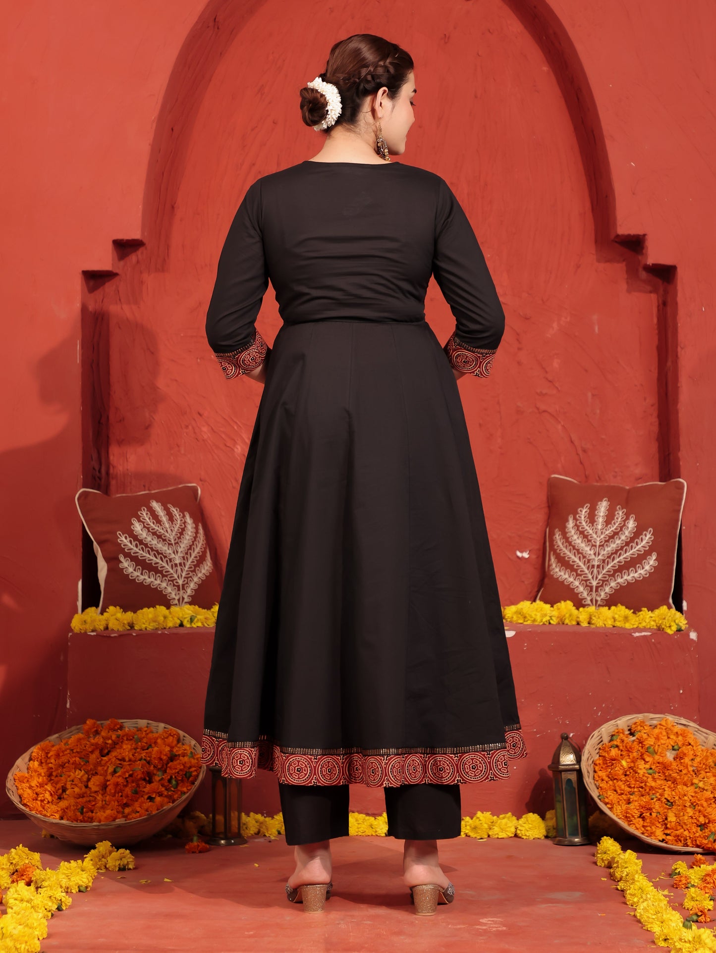 Soft Cotton Solid Anarkali Black Kurta