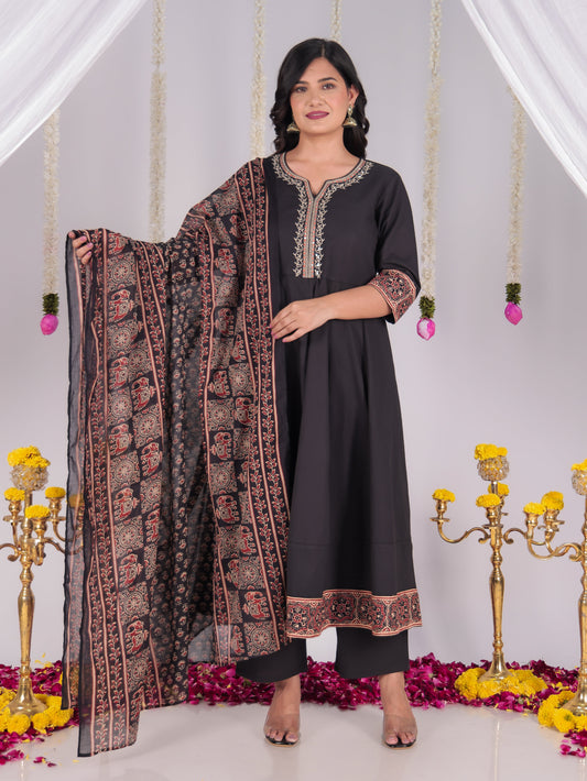 Cotton Voile Butti Black Dupatta