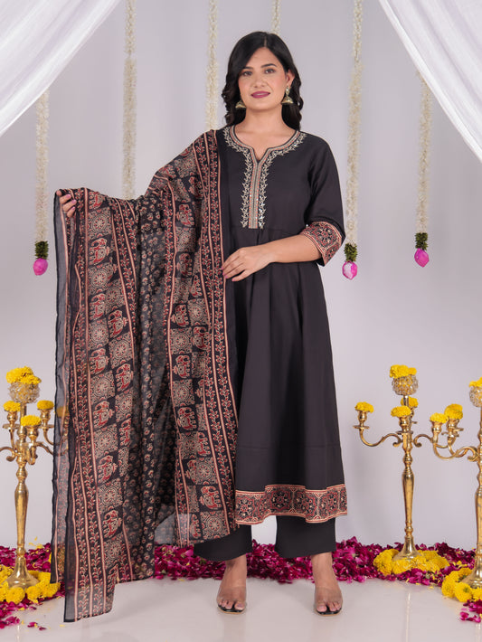 Embroidered Soft Cotton Solid Straight Black Kurta