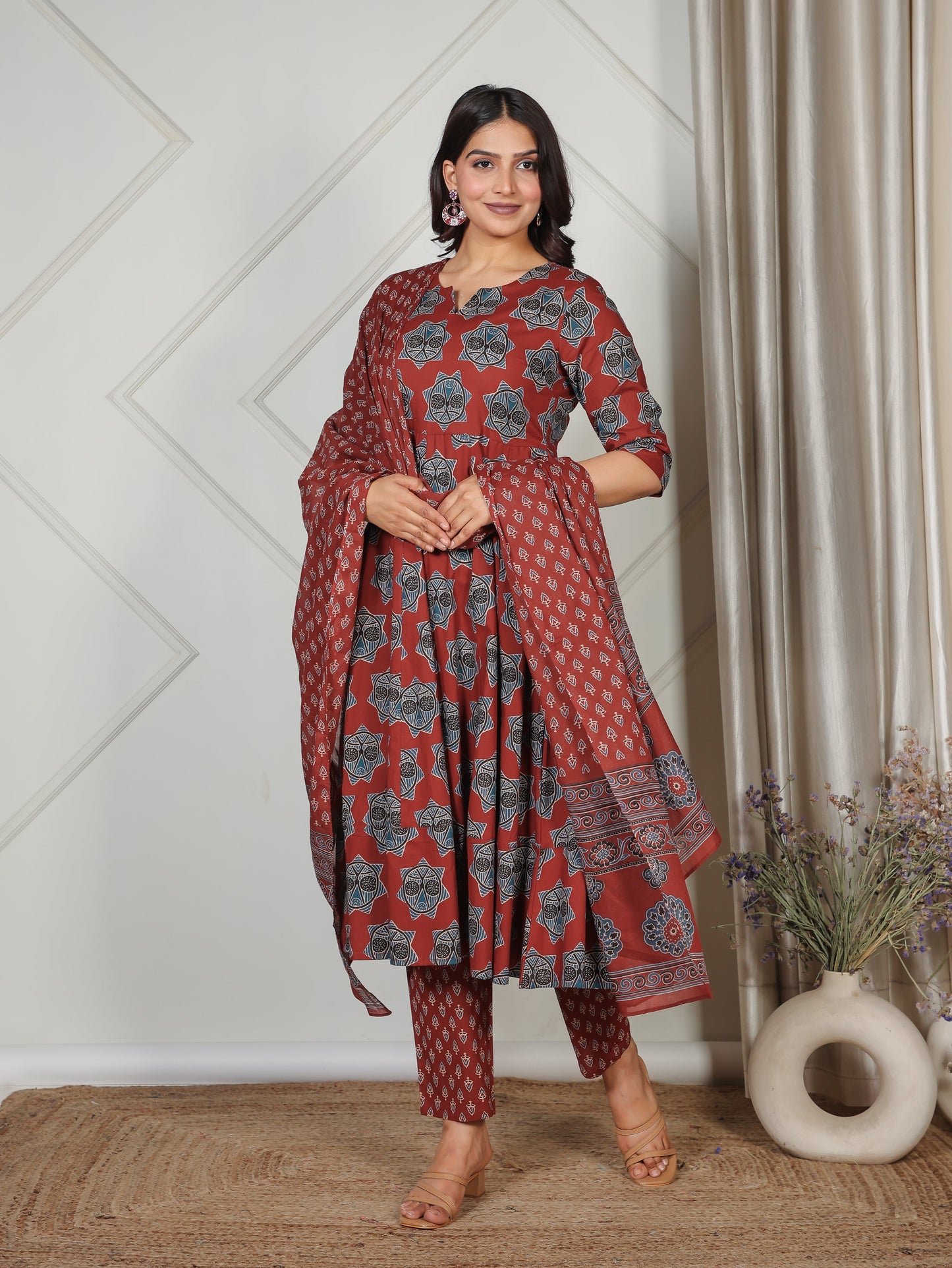 Cotton Voile Butti Red Dupatta