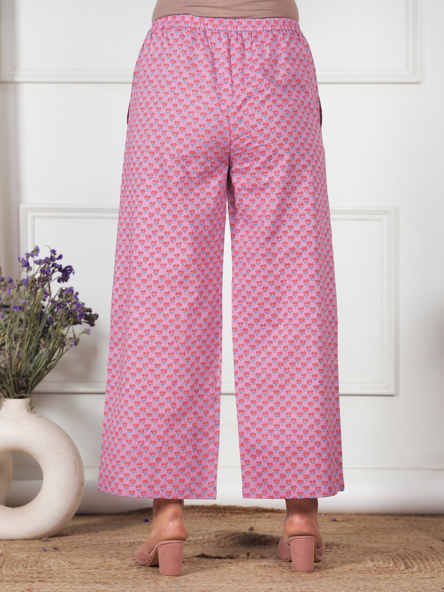 Soft Cotton Geometric Kalidar Pink Kurta