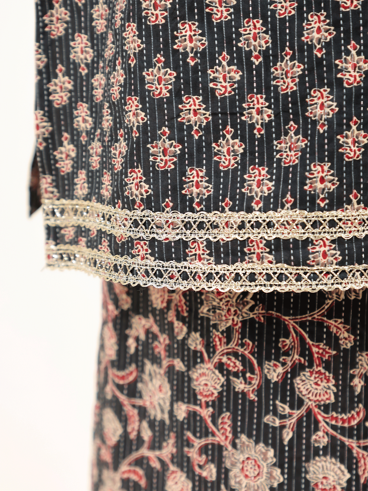 Kantha Cotton Floral Straight Blue Kurta