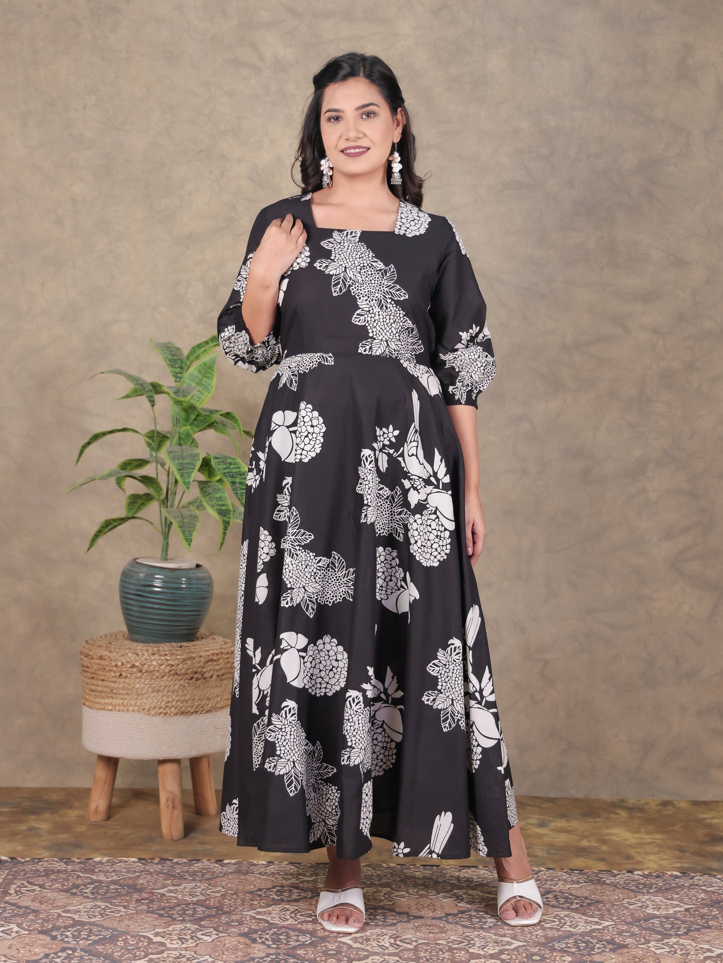 Soft Cotton Floral Flared Black Dress