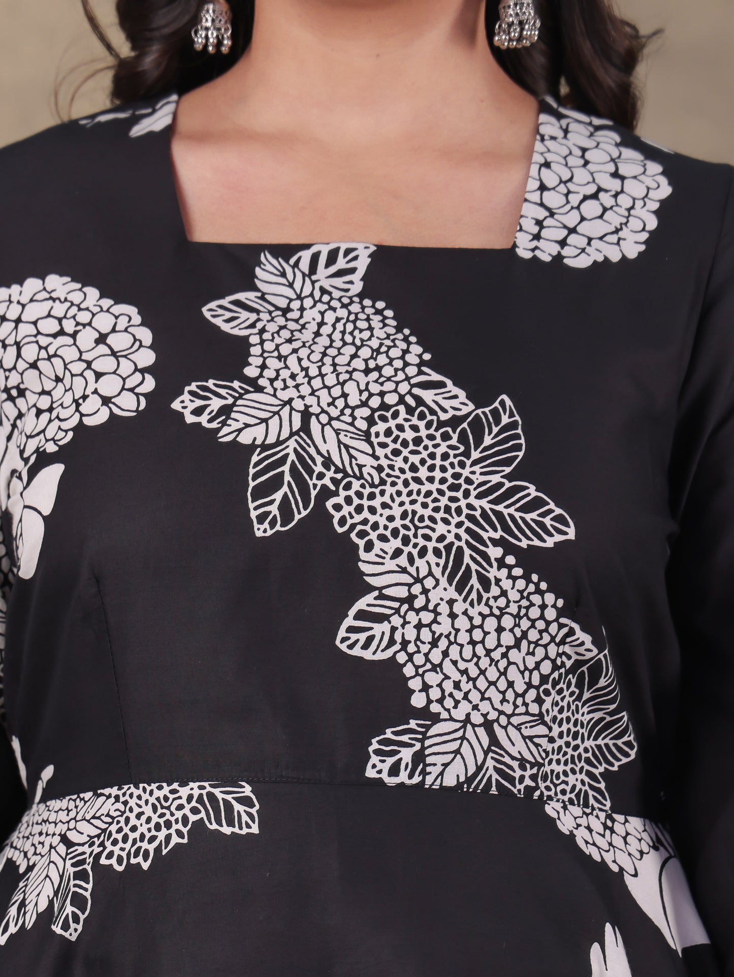 Soft Cotton Floral Flared Black Dress