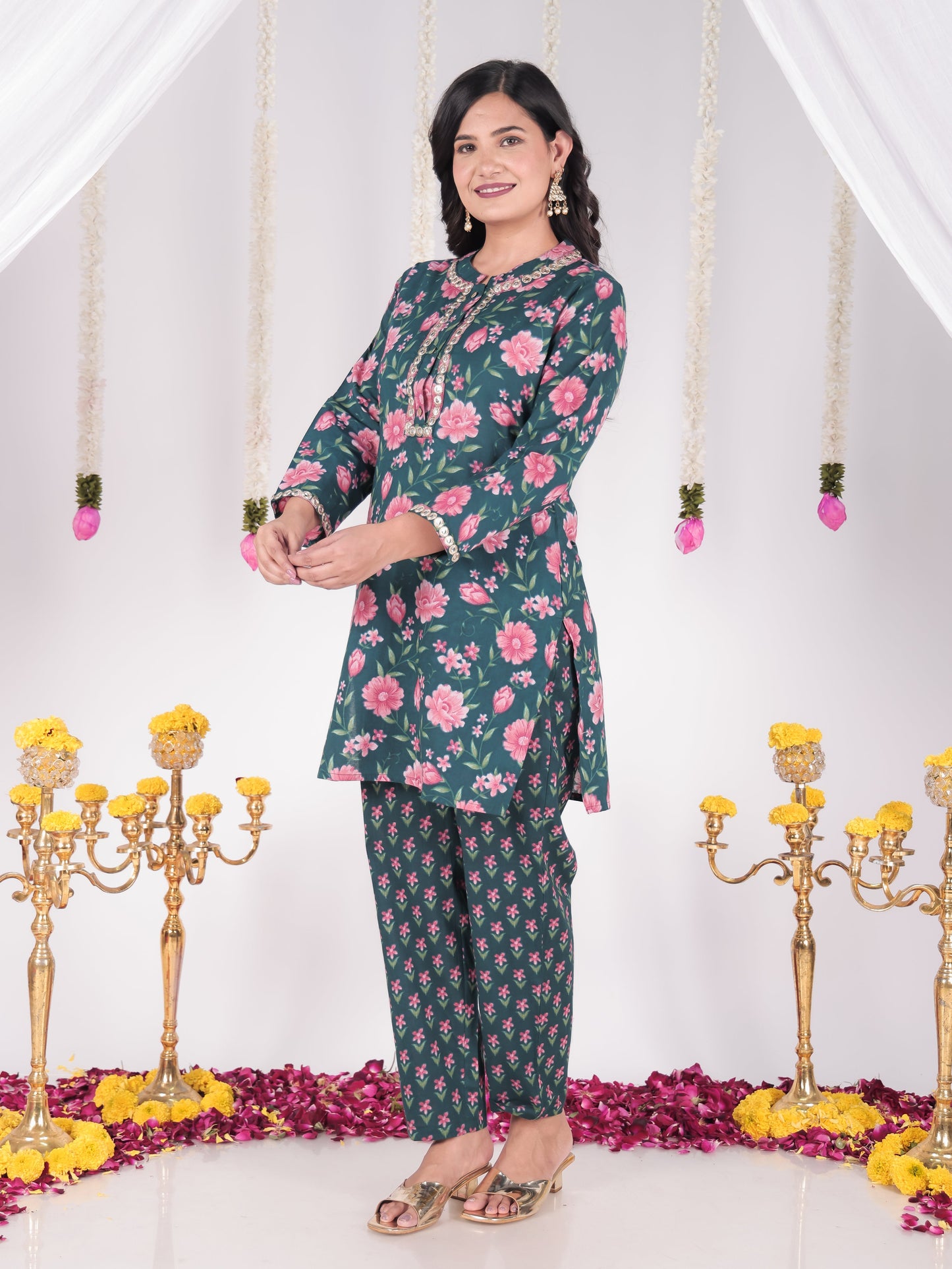 Embroidered Soft Cotton Floral Straight Green Kurta