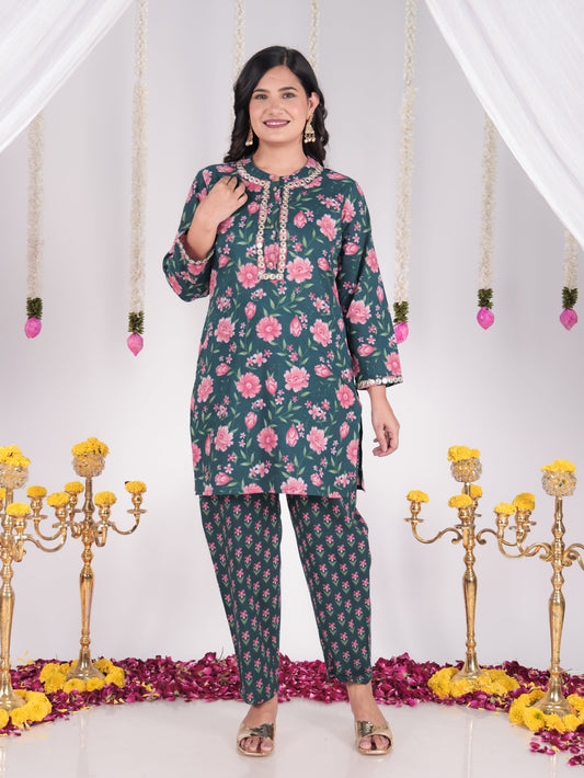 Embroidered Soft Cotton Floral Straight Green Kurta